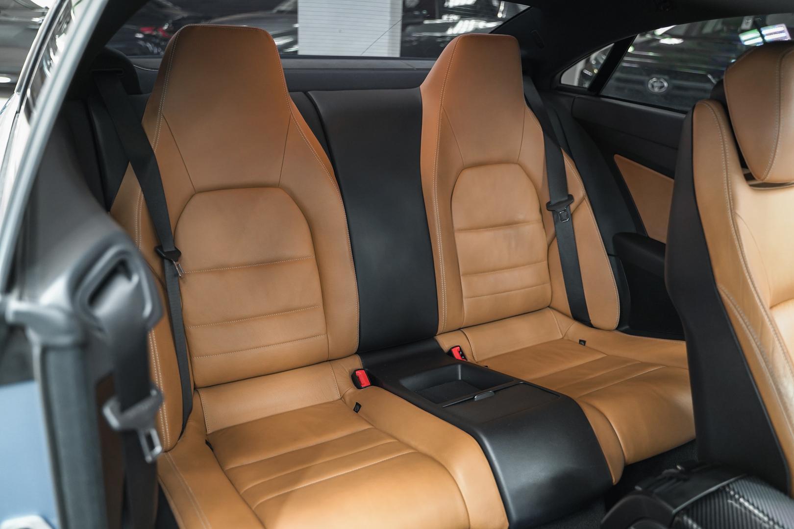 Mercedes-Benz E-Класс 2012, голубой, ДЦ Орехово