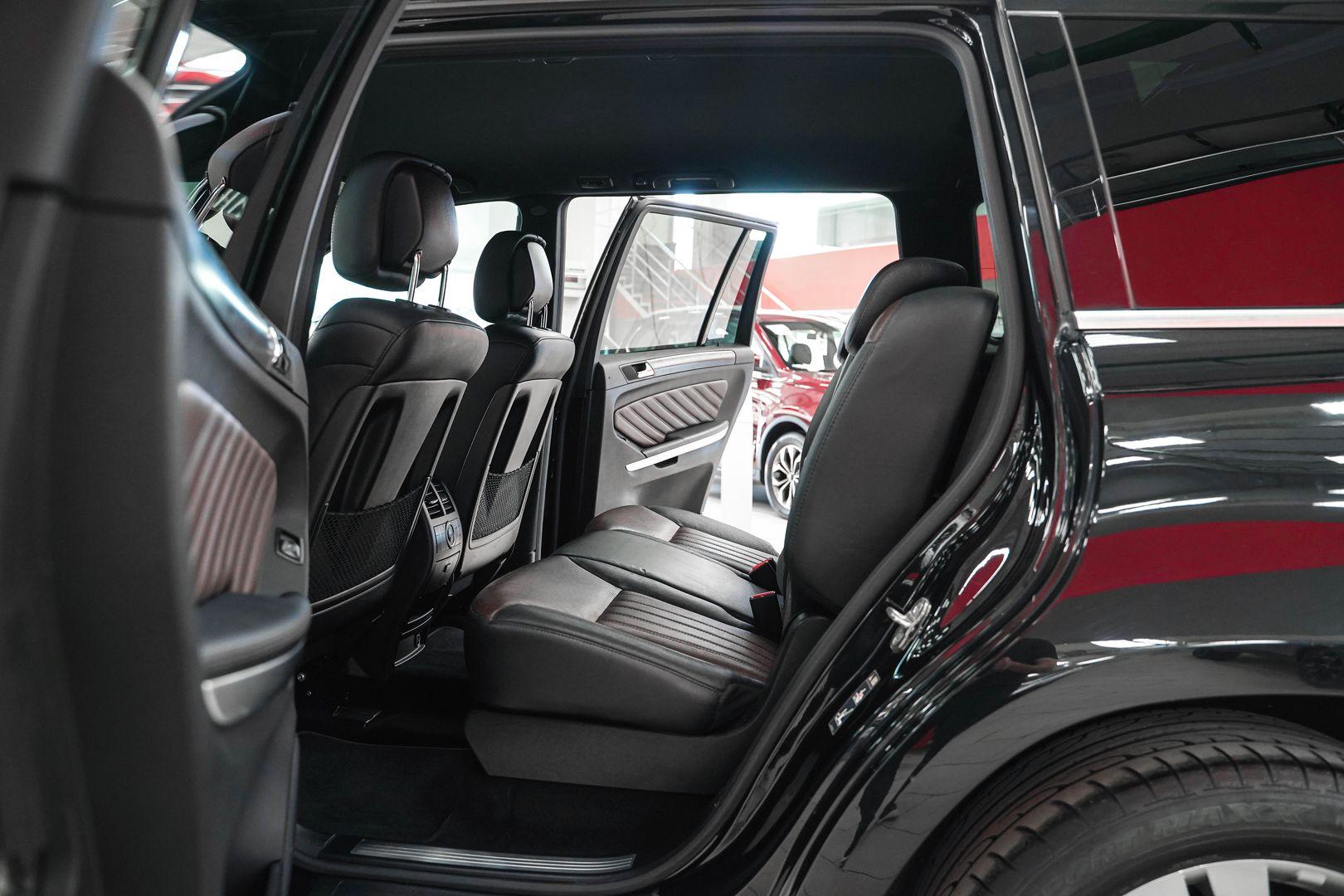 Mercedes-Benz GL-Класс 2012, черный, ДЦ Орехово