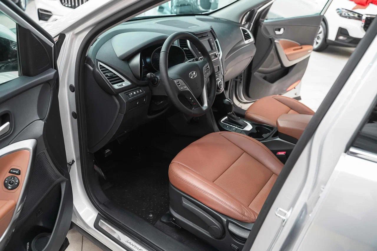 Hyundai Santa Fe 2017, серебряный, ДЦ Орехово