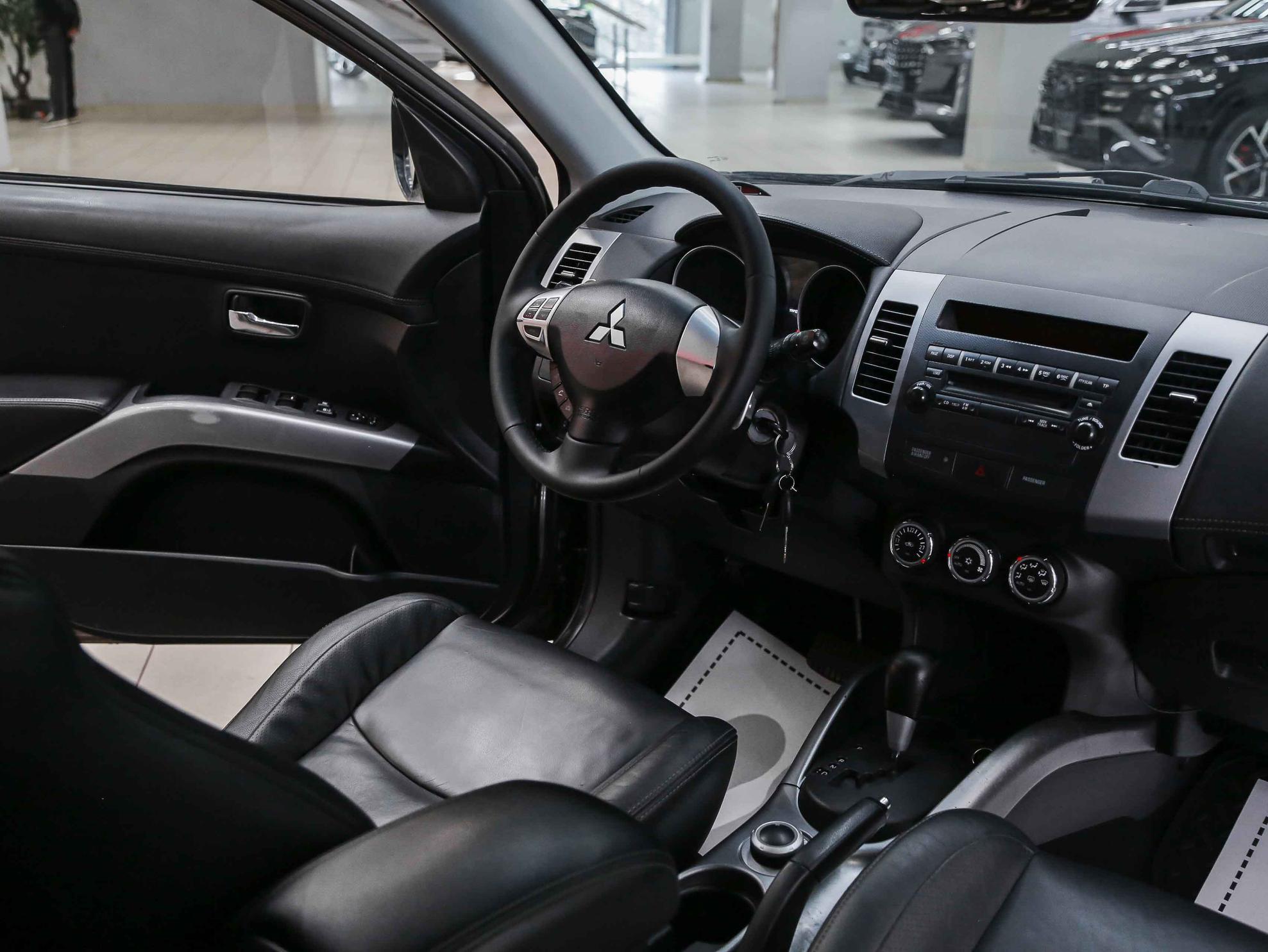 Mitsubishi Outlander 2010, коричневый, ДЦ Орехово