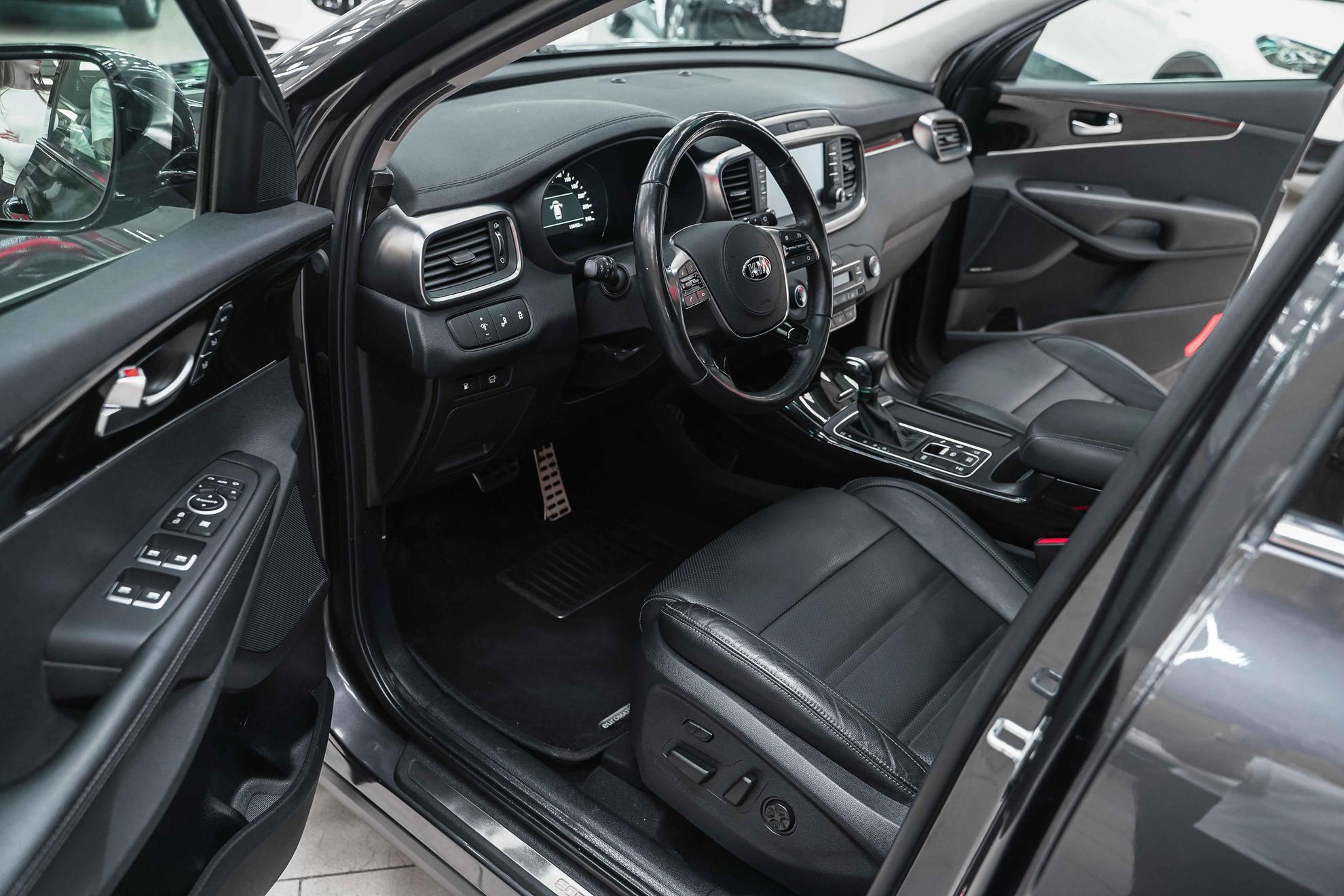 Kia Sorento 2019, серый, ДЦ Орехово