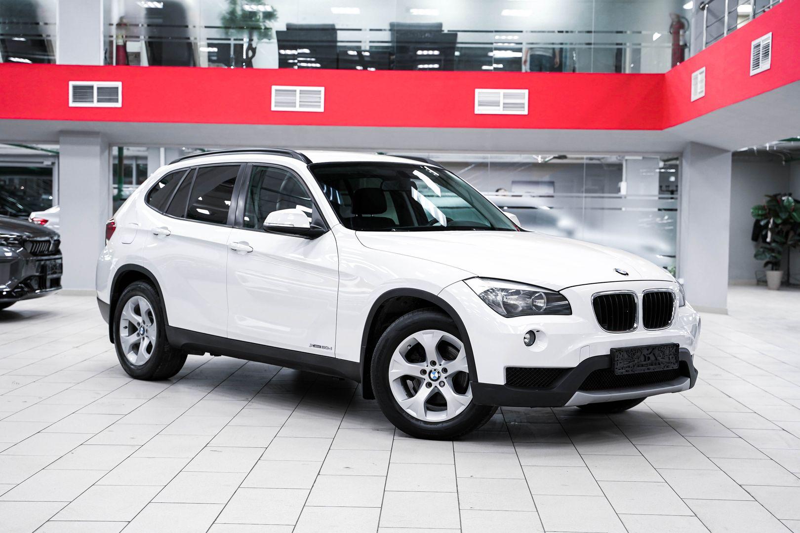 BMW X1 2013, белый, ДЦ Орехово