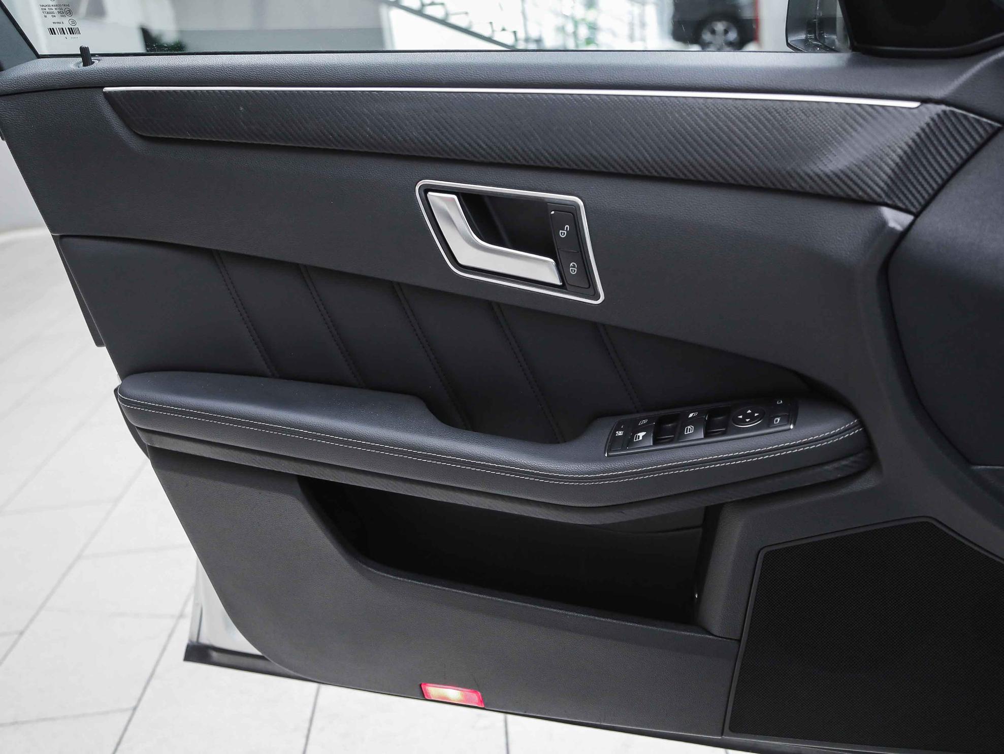 Mercedes-Benz E-Класс 2012, белый, ДЦ Орехово