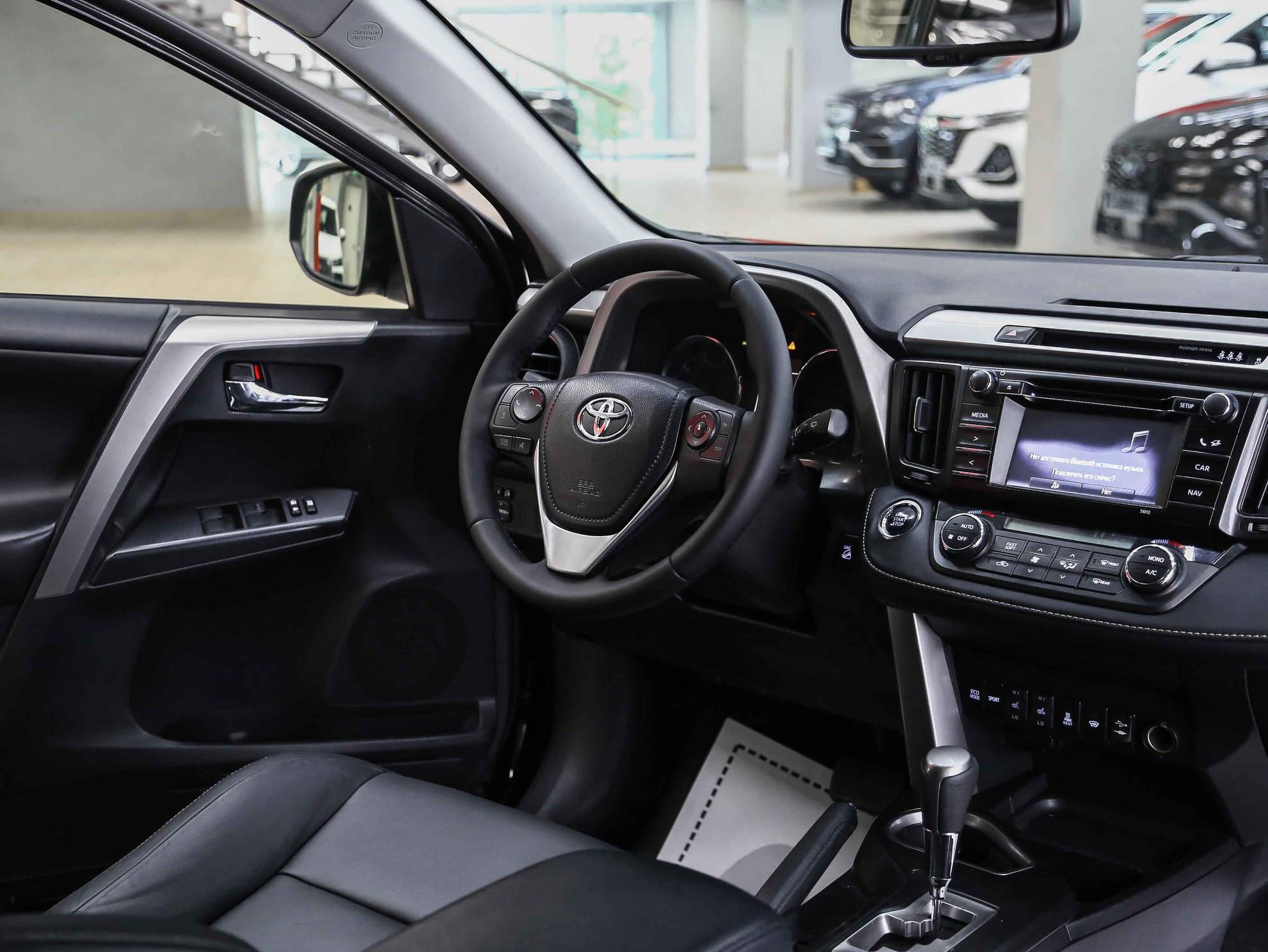 Toyota RAV4 2016, черный, ДЦ Орехово