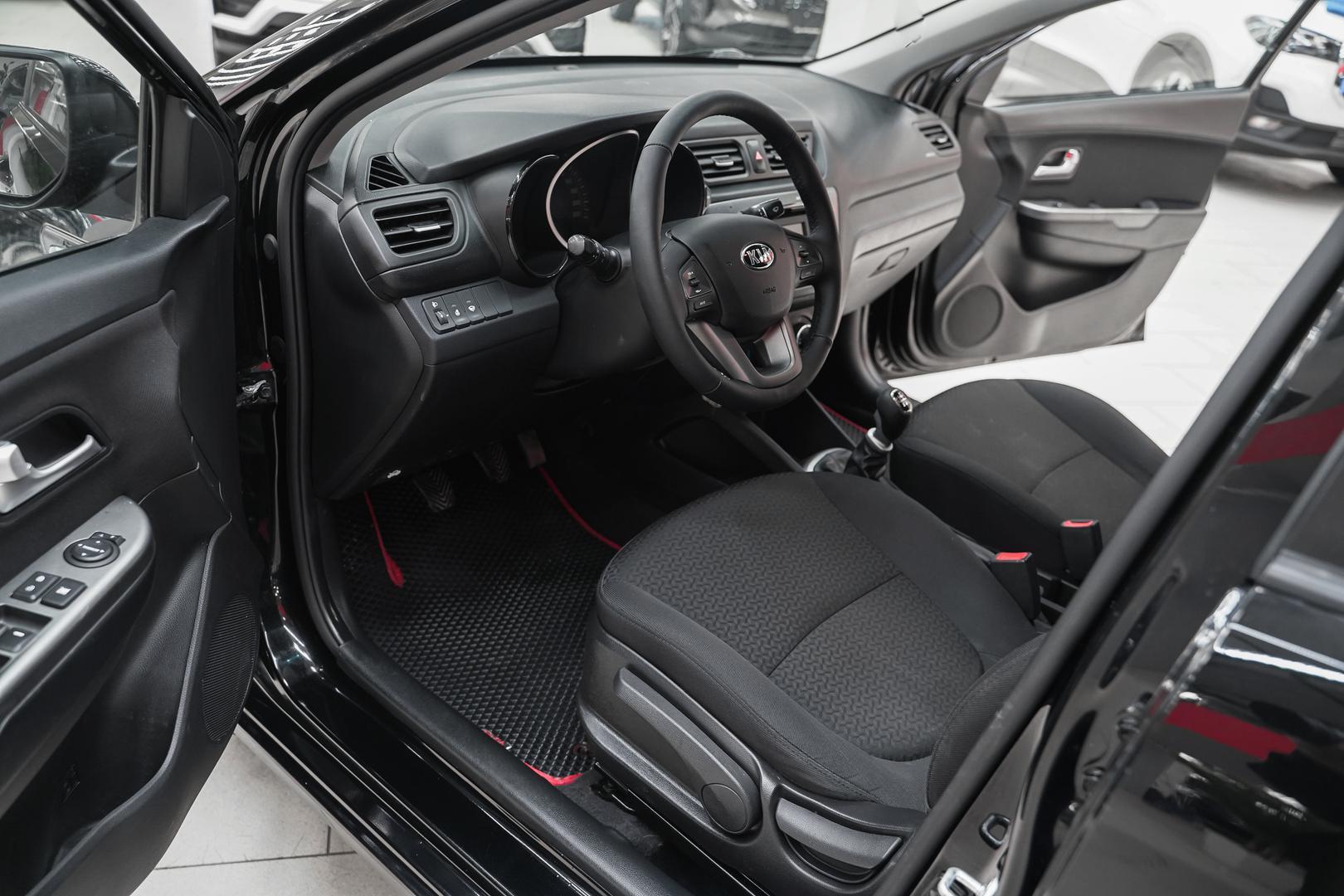 Kia Rio 2014, черный, ДЦ Орехово