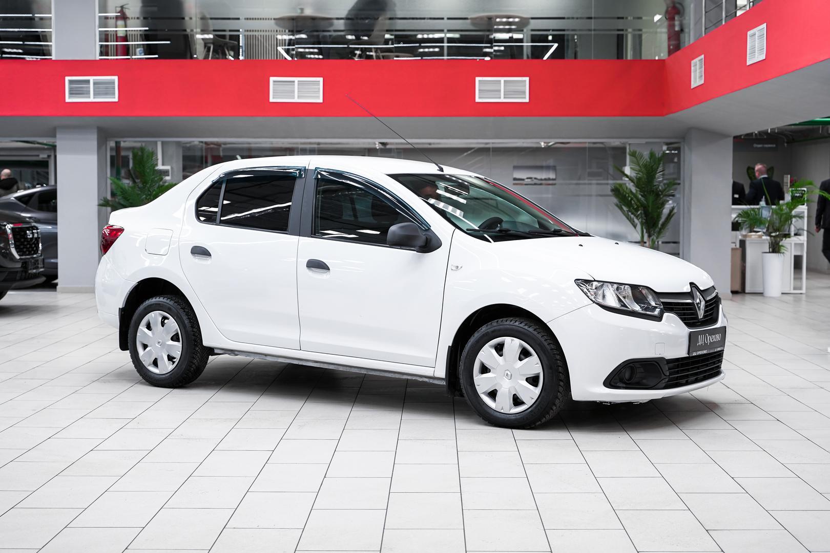 Renault Logan 2015, белый, ДЦ Орехово