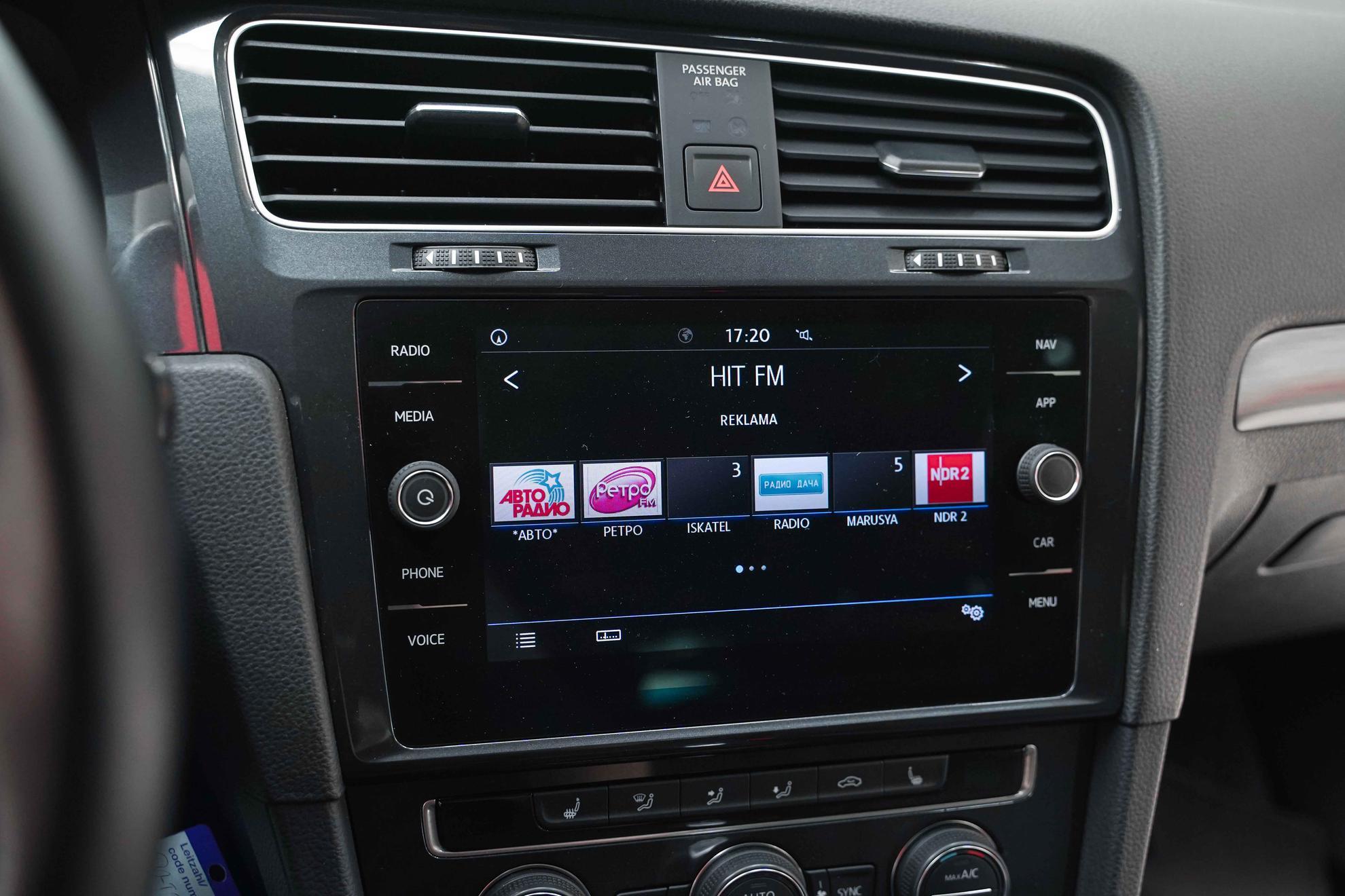 Volkswagen Golf 2019, черный, ДЦ Орехово