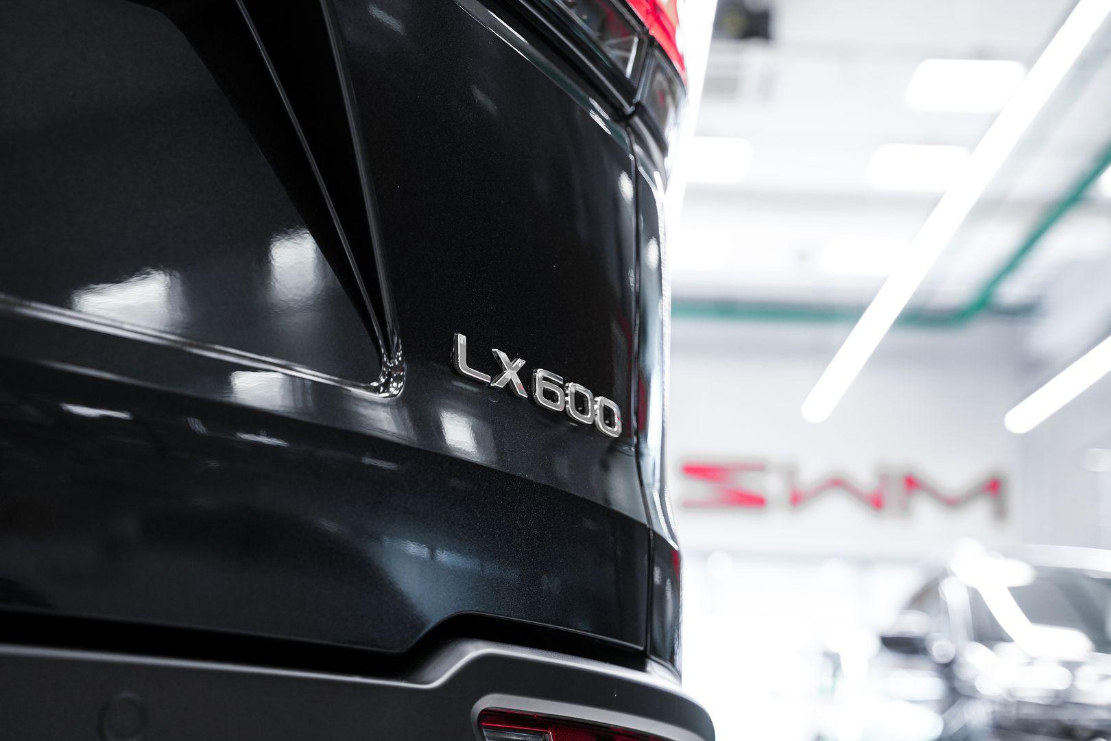 Lexus LX 2024, черный, ДЦ Орехово