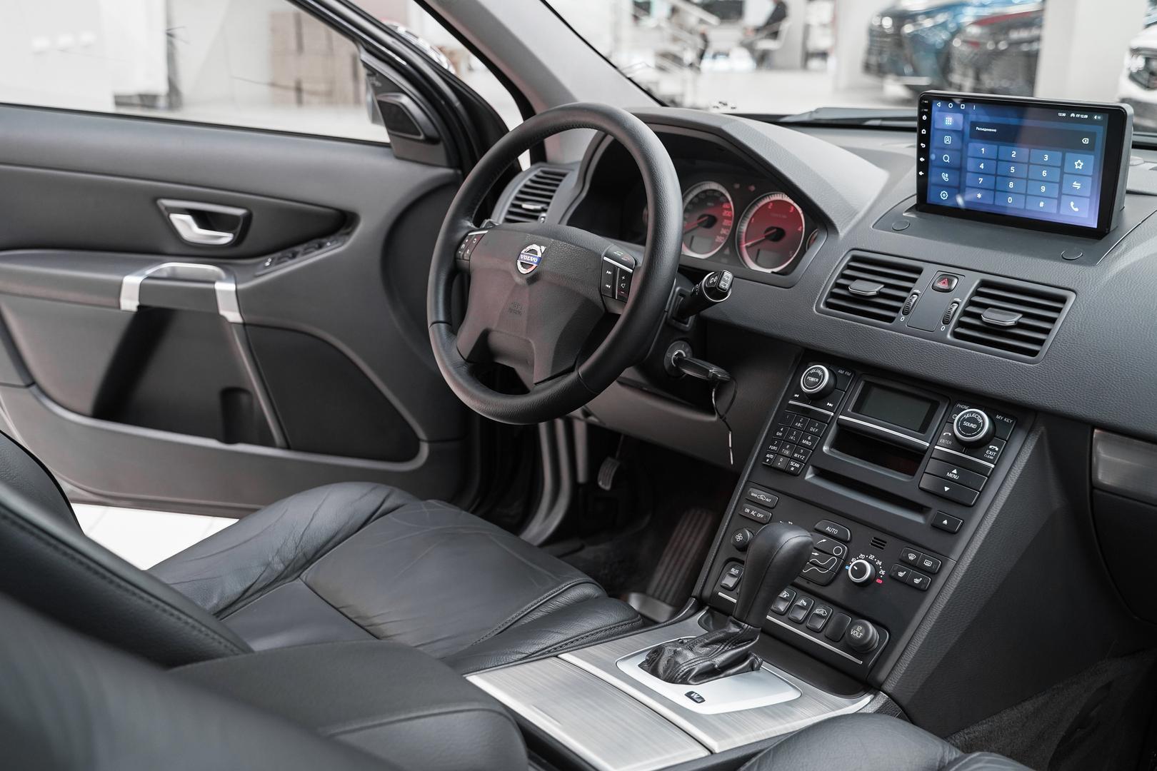 Volvo XC90 2010, серый, ДЦ Орехово