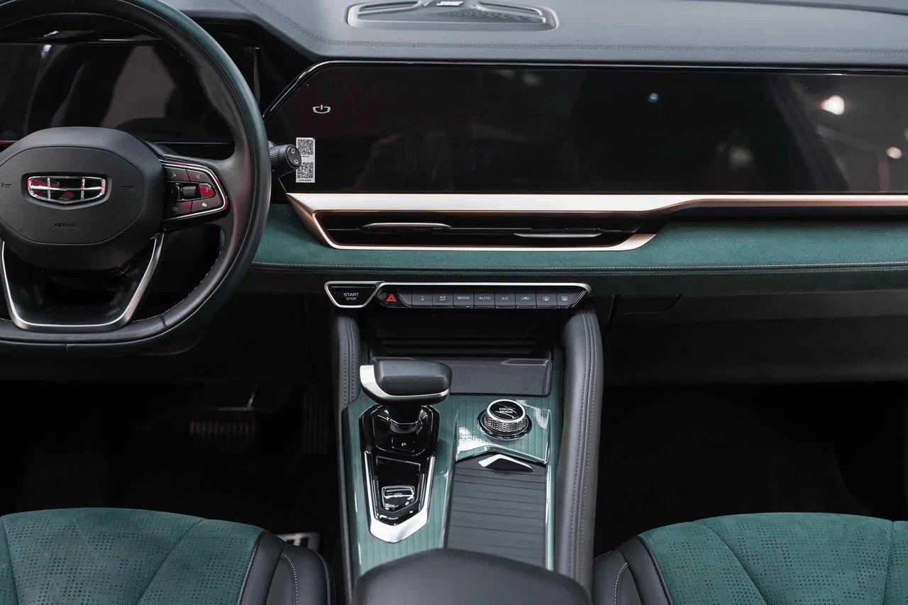 Geely Monjaro 2023, зеленый, ДЦ Орехово
