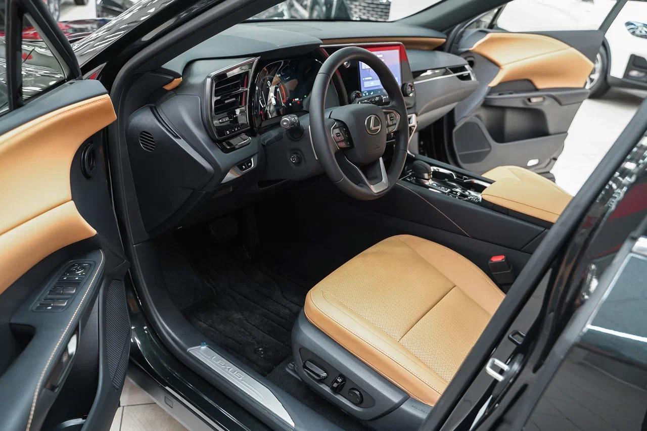 Lexus RX 2025, черный, ДЦ Орехово