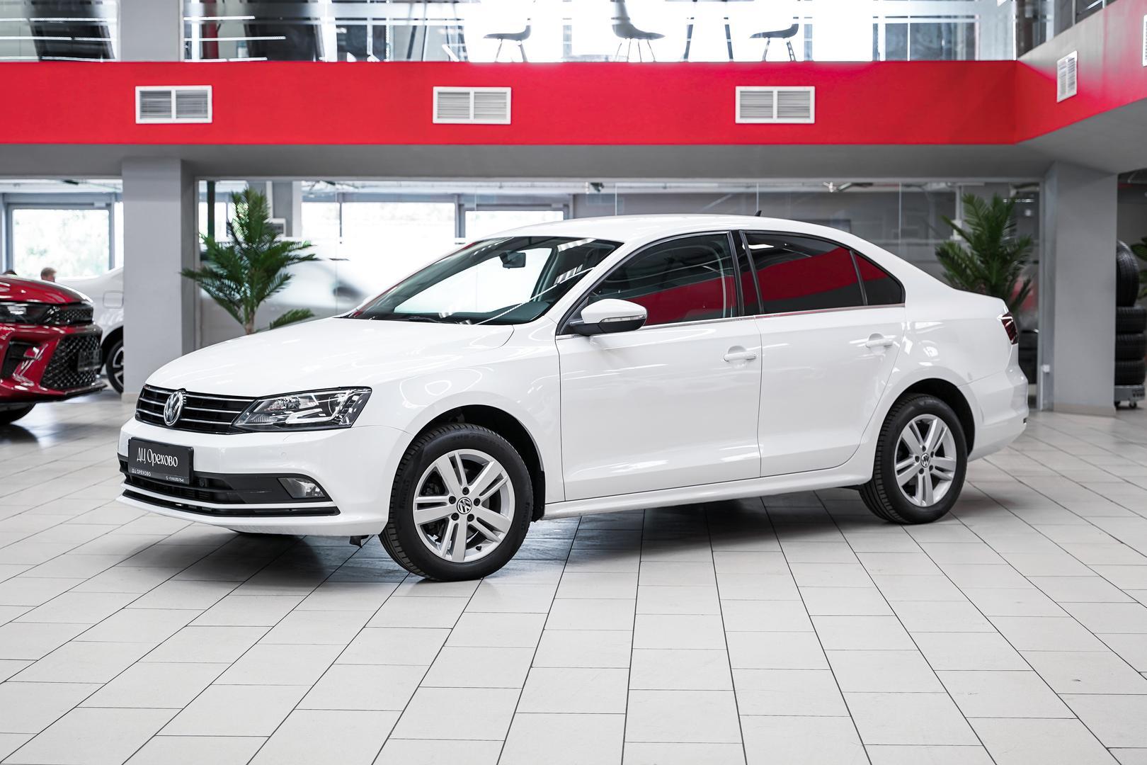 Volkswagen Jetta 2016, белый, ДЦ Орехово