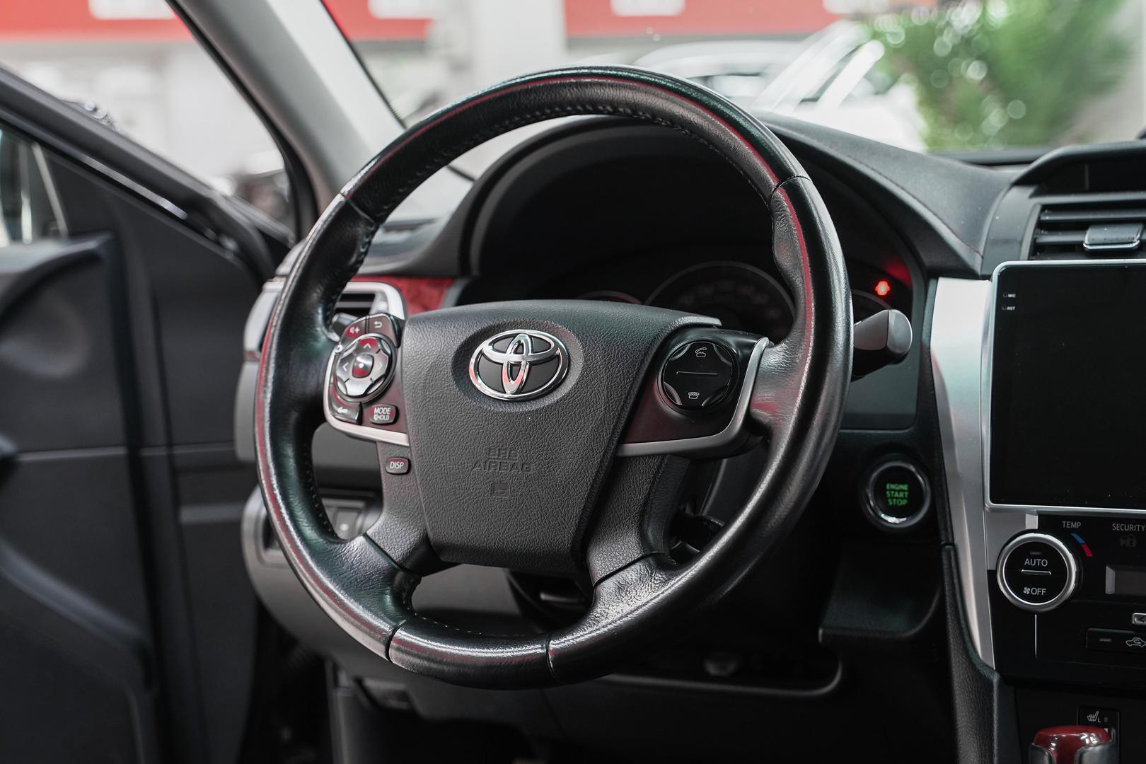 Toyota Camry 2014, черный, ДЦ Орехово