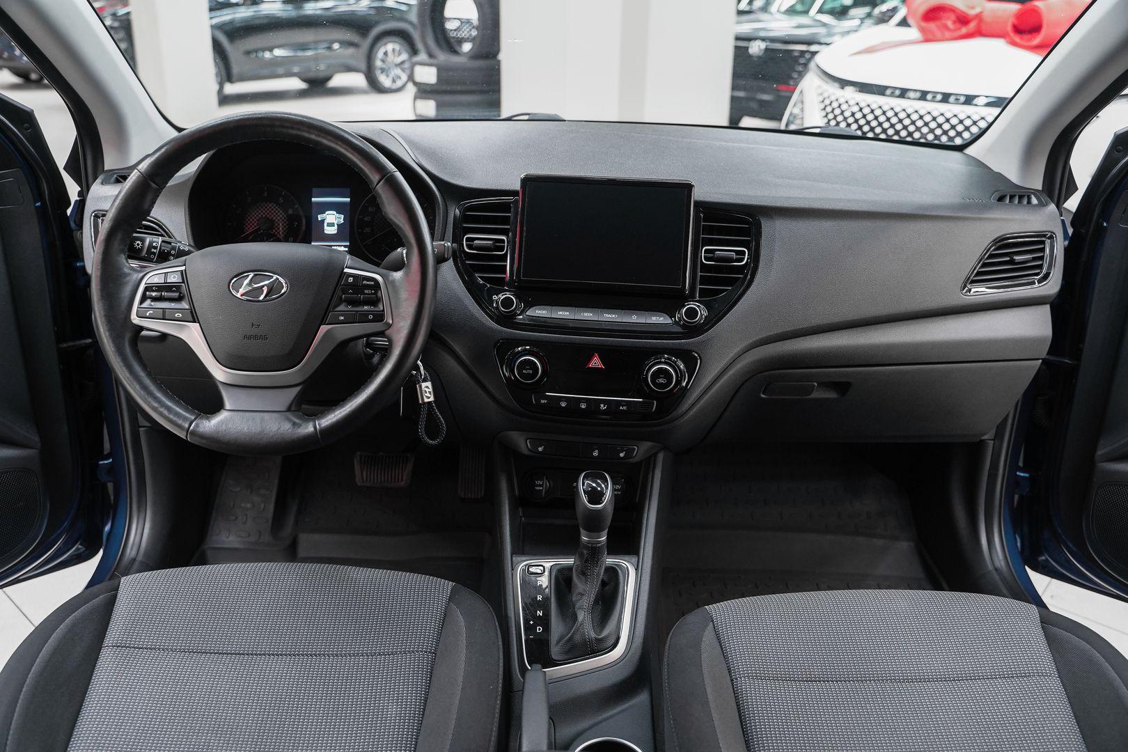 Hyundai Solaris 2021, синий, ДЦ Орехово