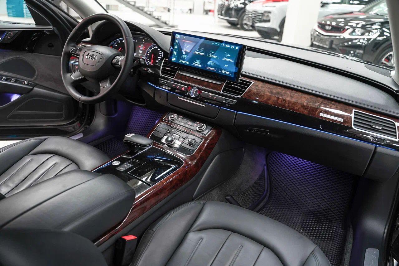 Audi A8 2011, черный, ДЦ Орехово