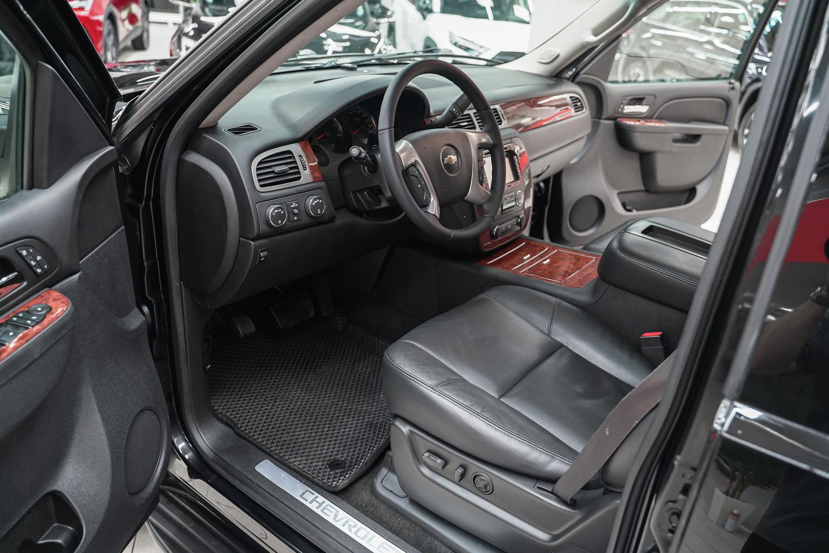 Chevrolet Tahoe 2012, черный, ДЦ Орехово