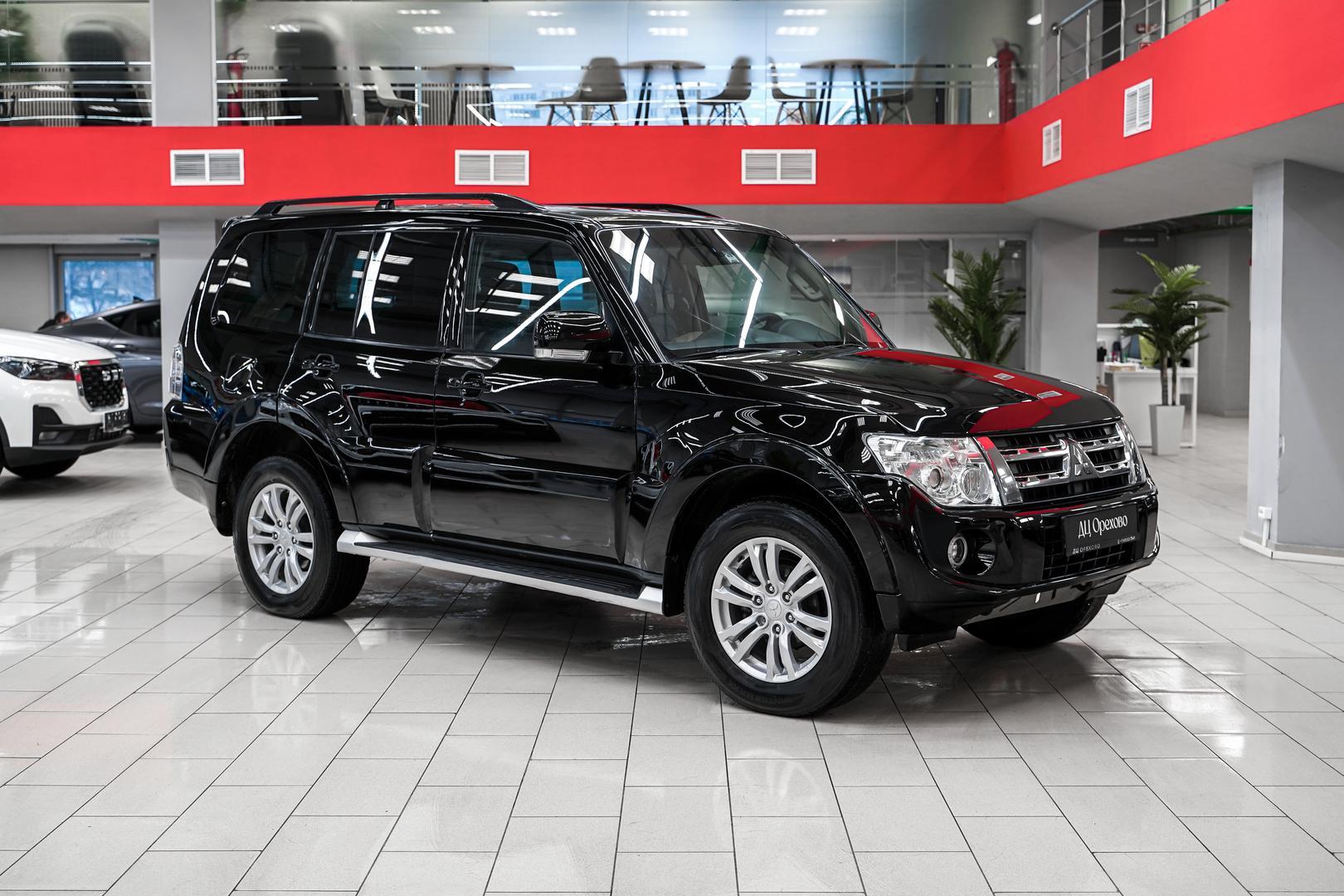 Mitsubishi Pajero 2011, черный, ДЦ Орехово
