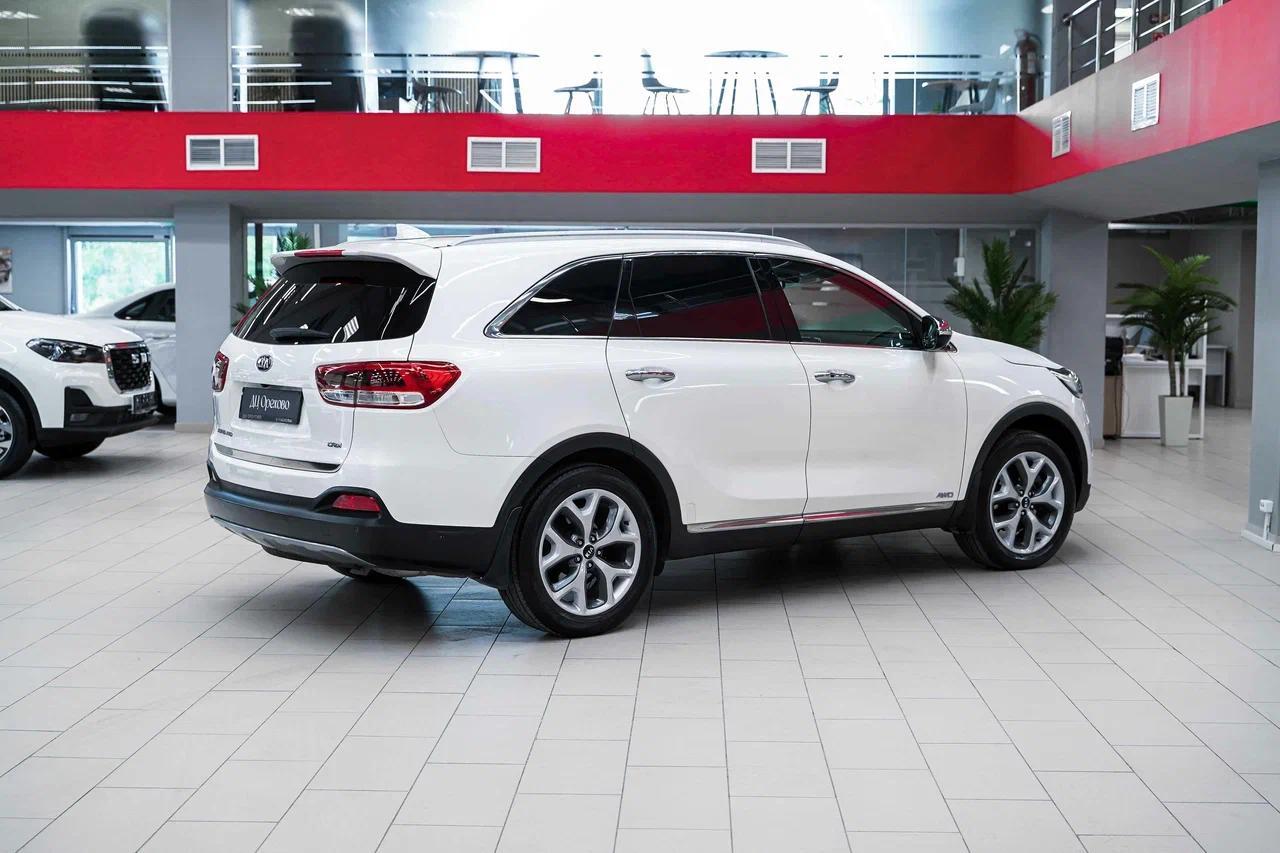 Kia Sorento 2016, белый, ДЦ Орехово