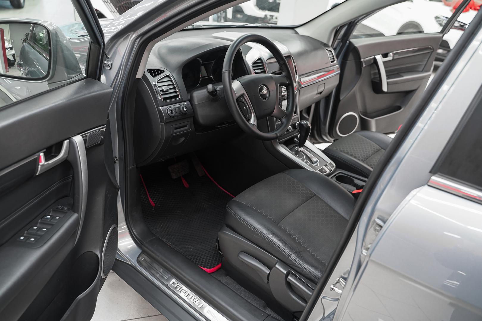 Chevrolet Captiva 2014, серый, ДЦ Орехово