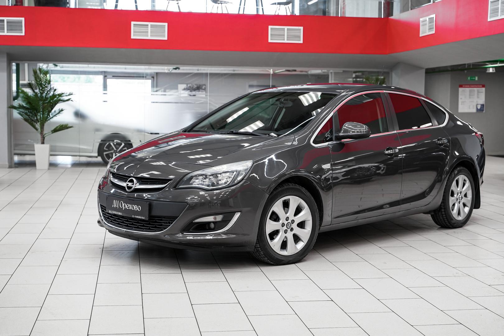 Opel Astra 2012, серый, ДЦ Орехово