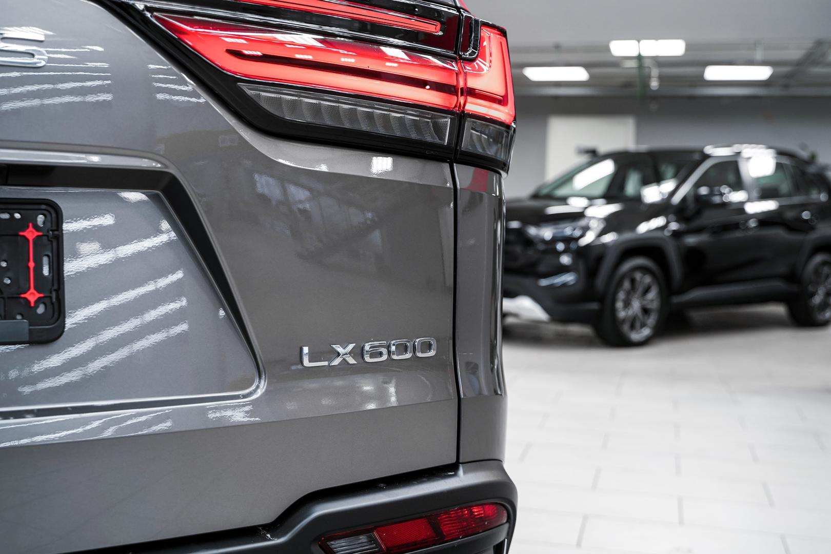 Lexus LX 2025, серый, ДЦ Орехово
