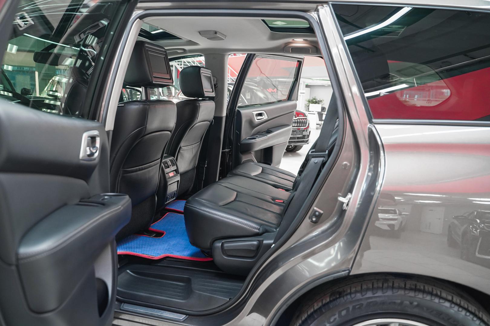 Nissan Pathfinder 2015, коричневый, ДЦ Орехово