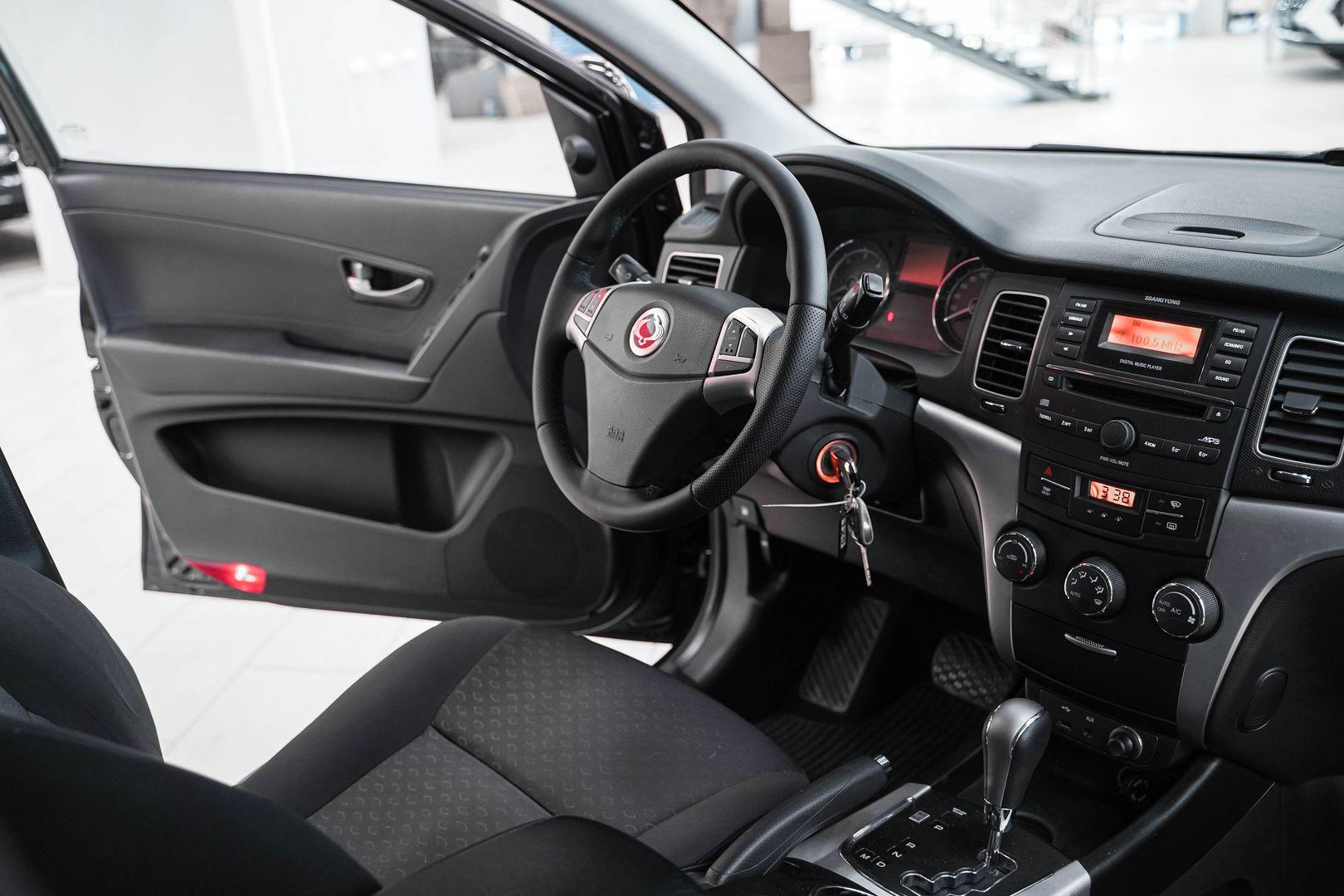 SsangYong Actyon 2011, черный, ДЦ Орехово