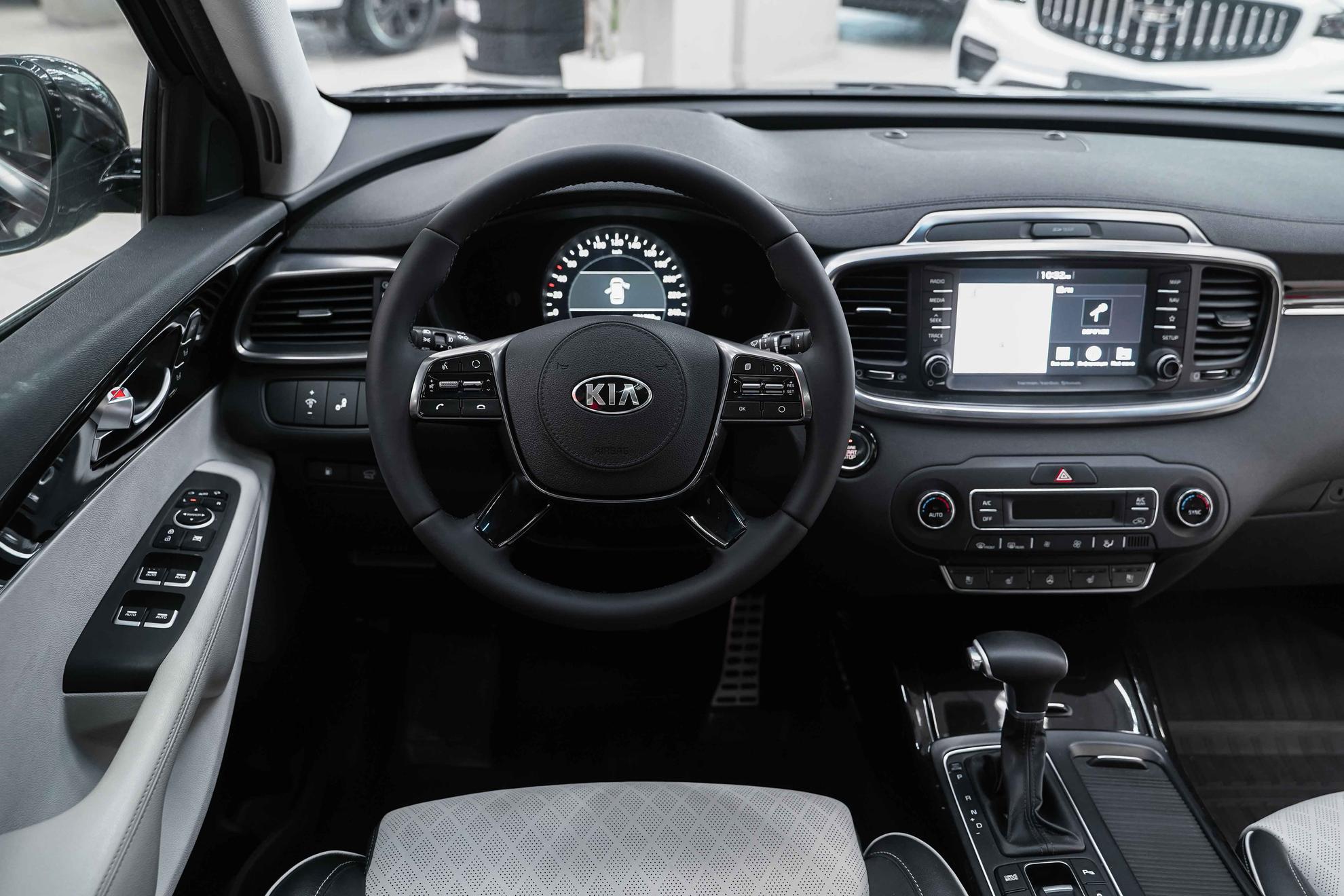 Kia Sorento 2019, серый, ДЦ Орехово