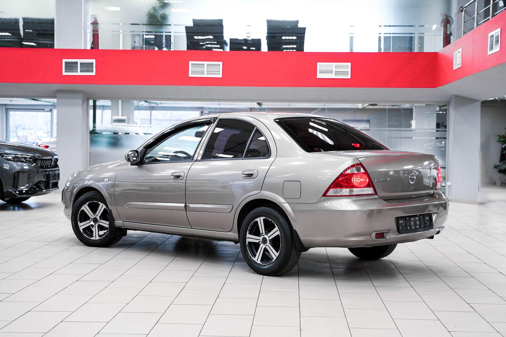 Nissan Almera Classic 2011, бежевый, ДЦ Орехово