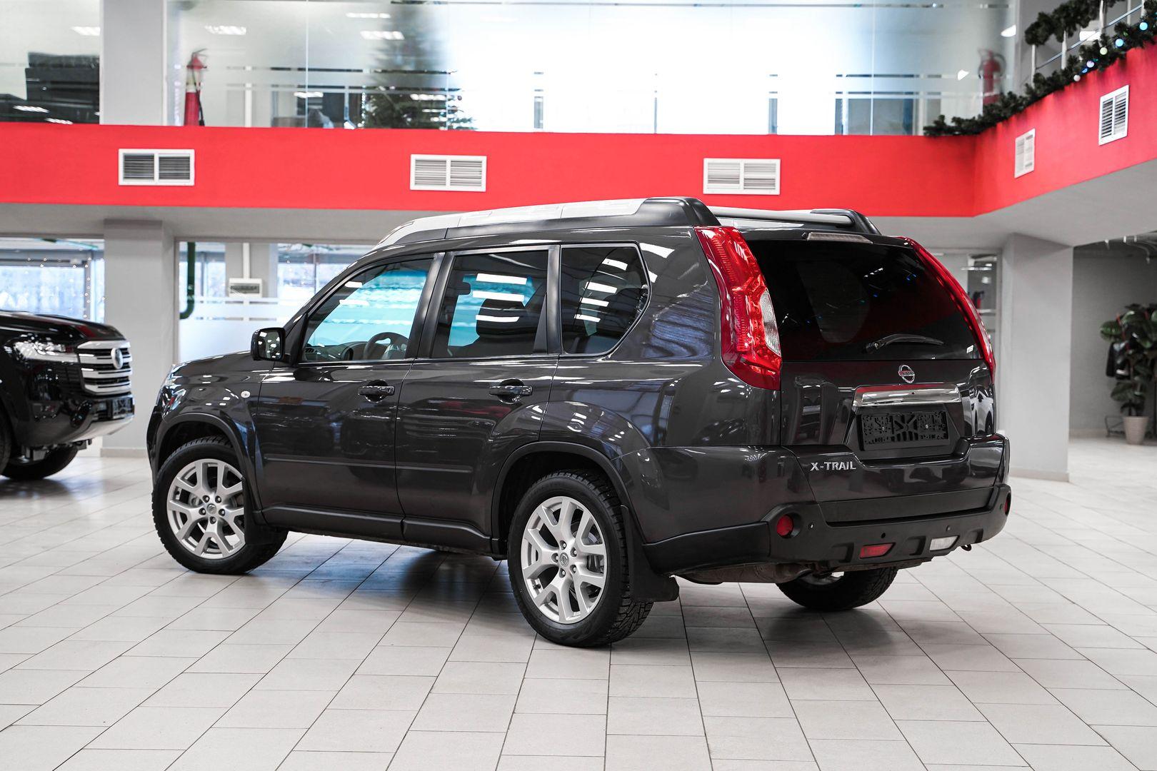 Nissan X-Trail 2013, серый, ДЦ Орехово