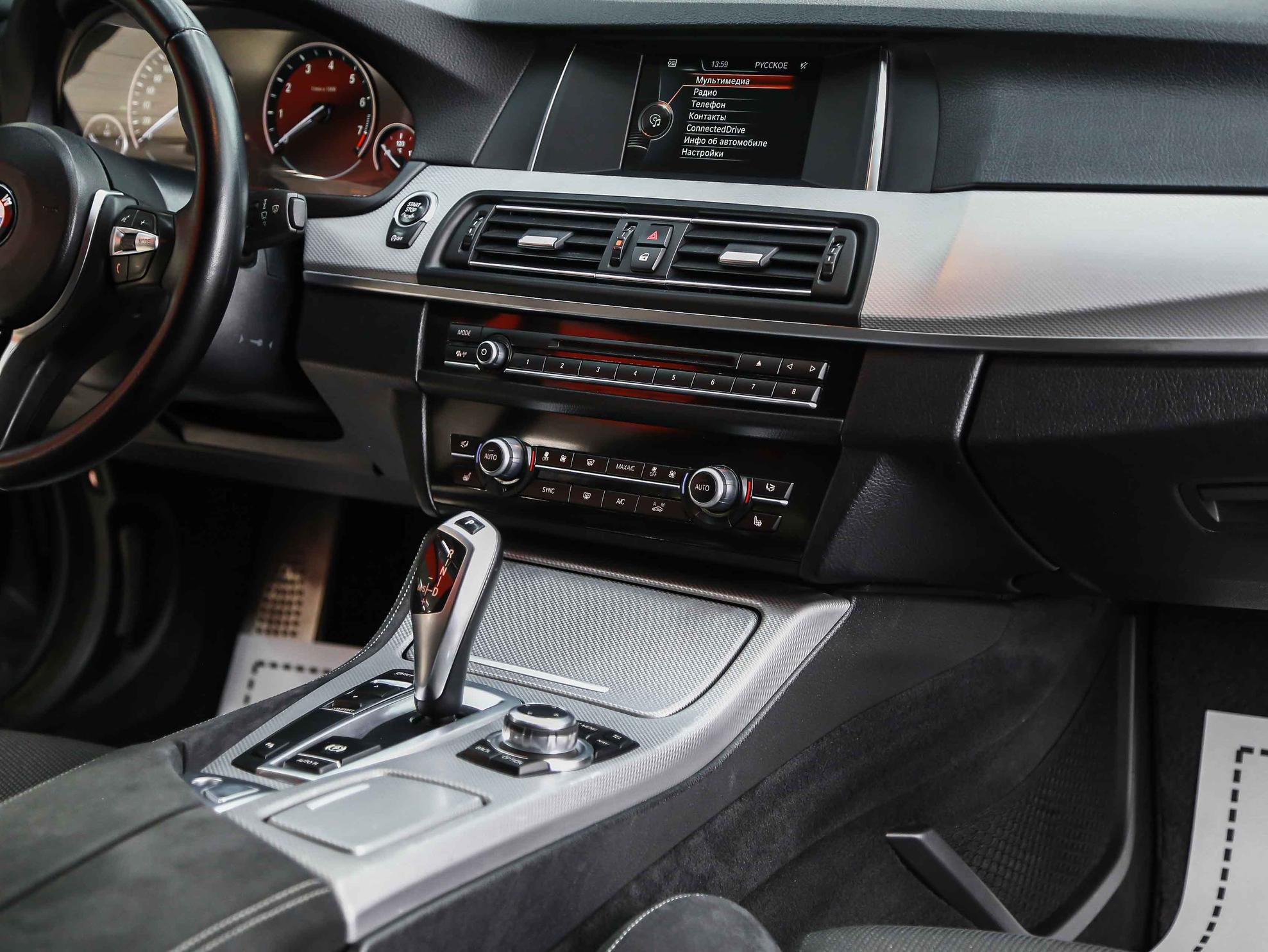 BMW 5 серии 2014, серый, ДЦ Орехово