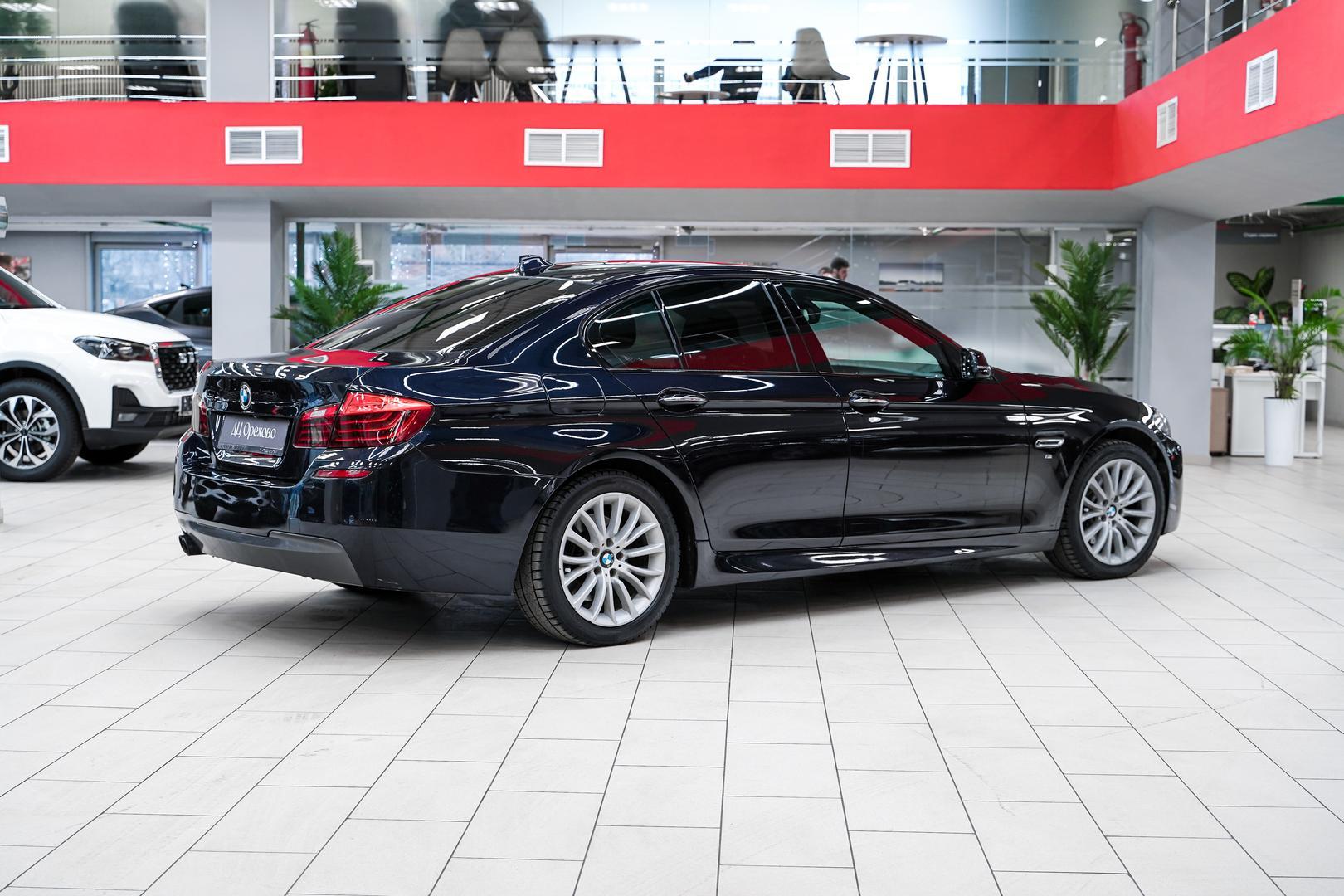 BMW 5 серии 2014, черный, ДЦ Орехово