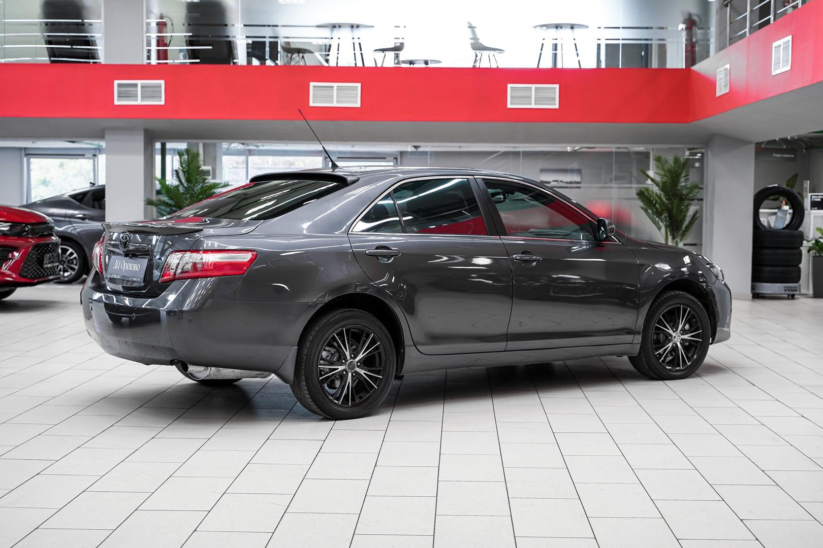 Toyota Camry 2008, серый, ДЦ Орехово