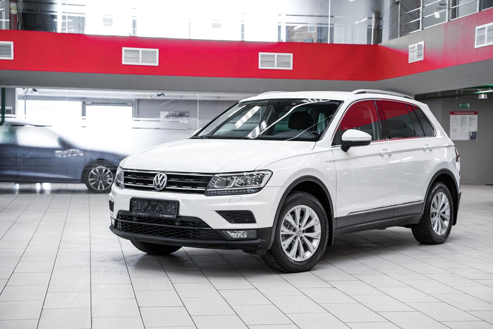 Volkswagen Tiguan 2017, белый, ДЦ Орехово