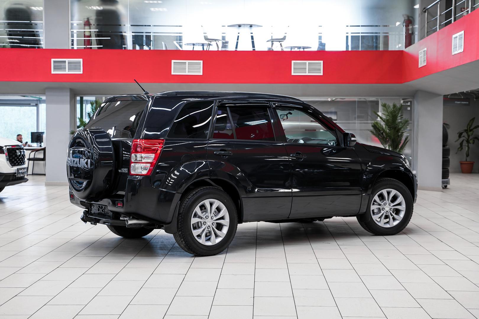 Suzuki Grand Vitara 2013, черный, ДЦ Орехово
