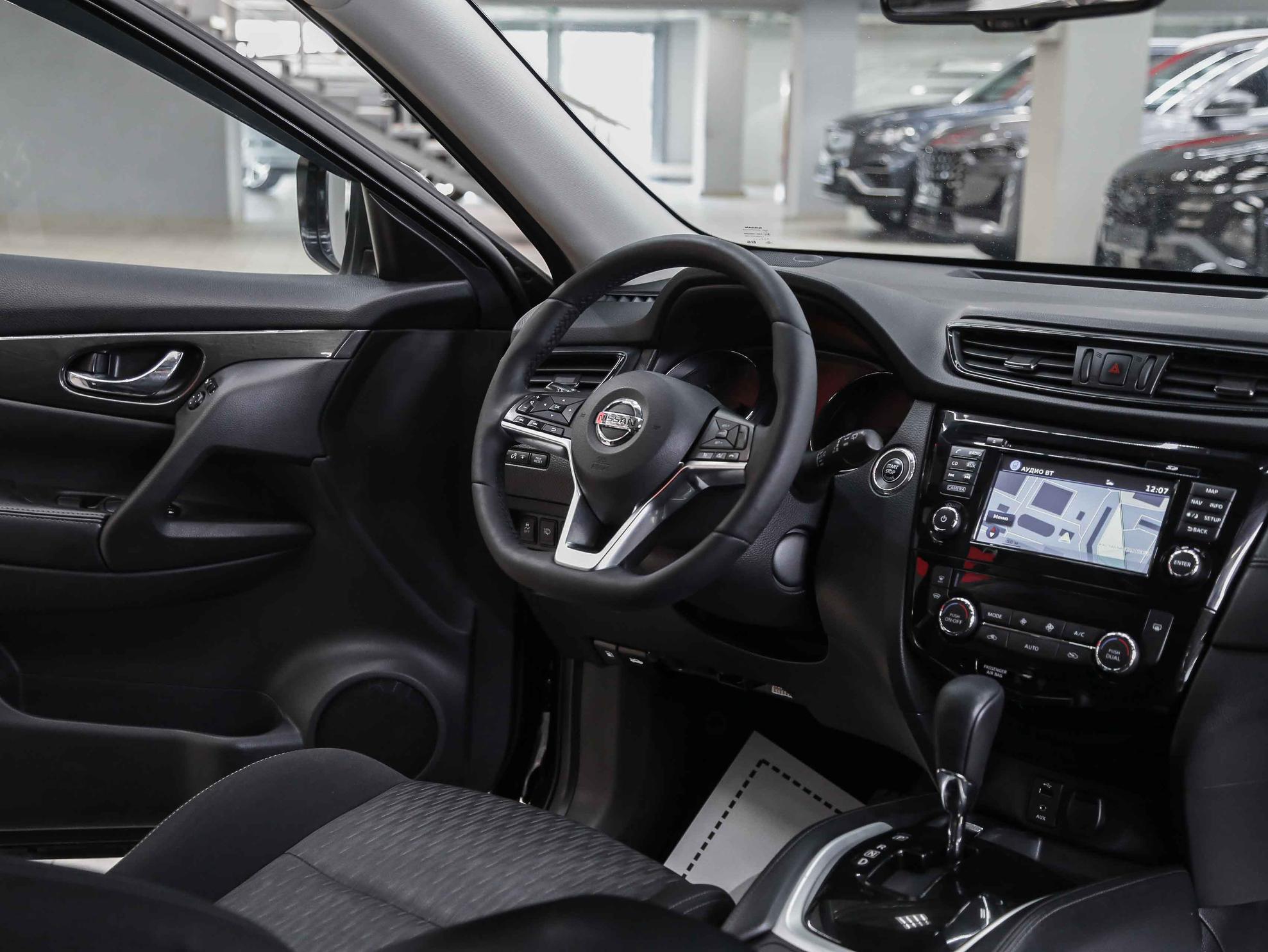 Nissan X-Trail 2018, черный, ДЦ Орехово