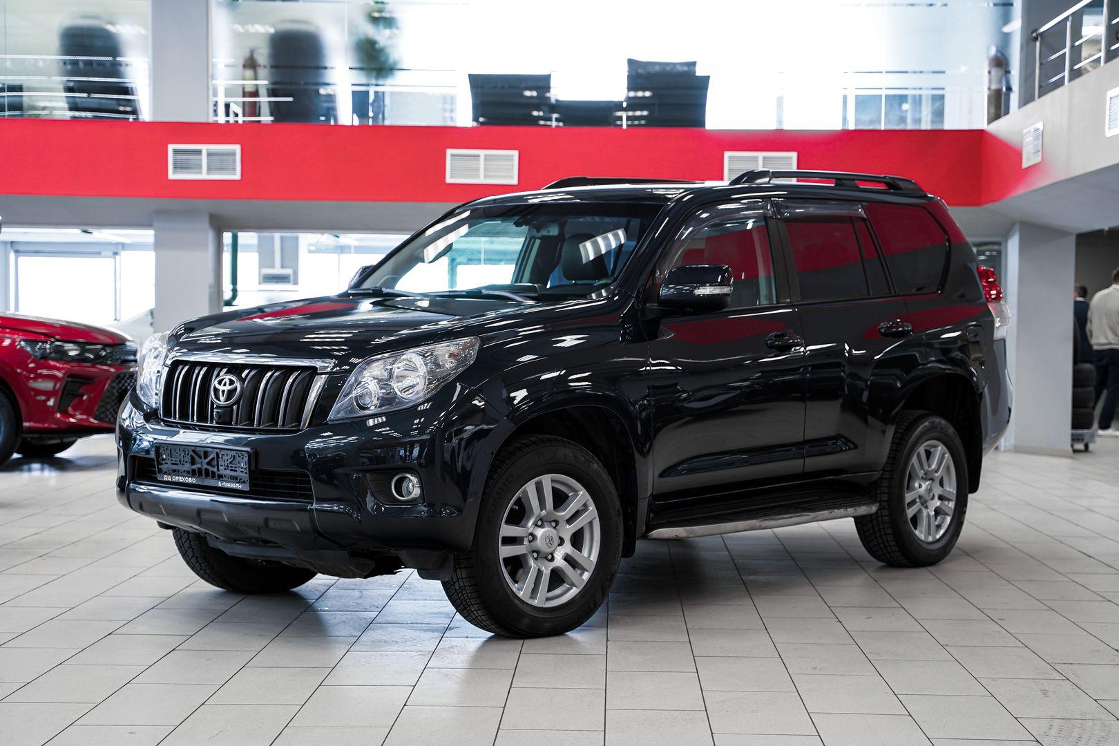Toyota Land Cruiser Prado 2010, серый, ДЦ Орехово
