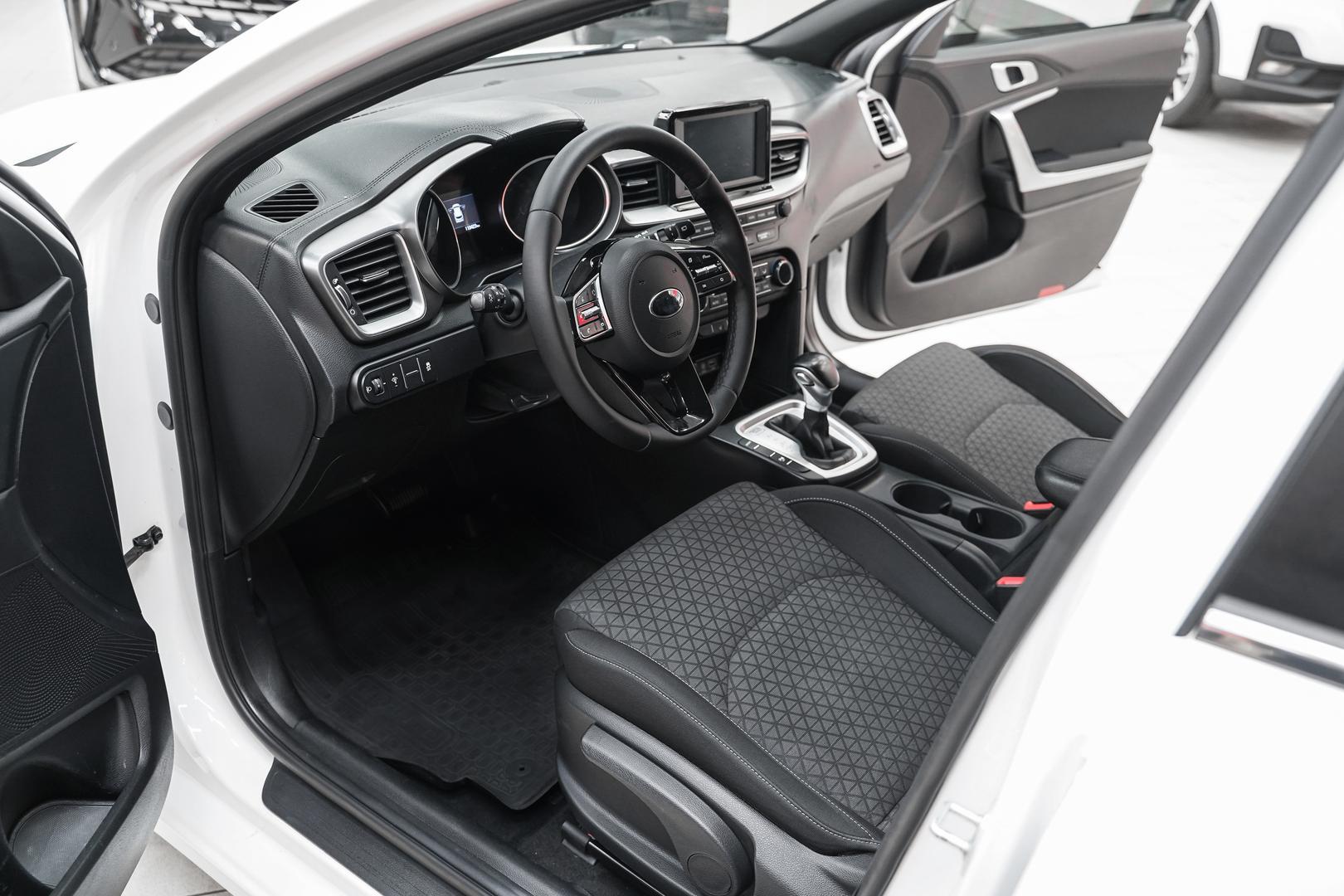 Kia Ceed 2019, белый, ДЦ Орехово