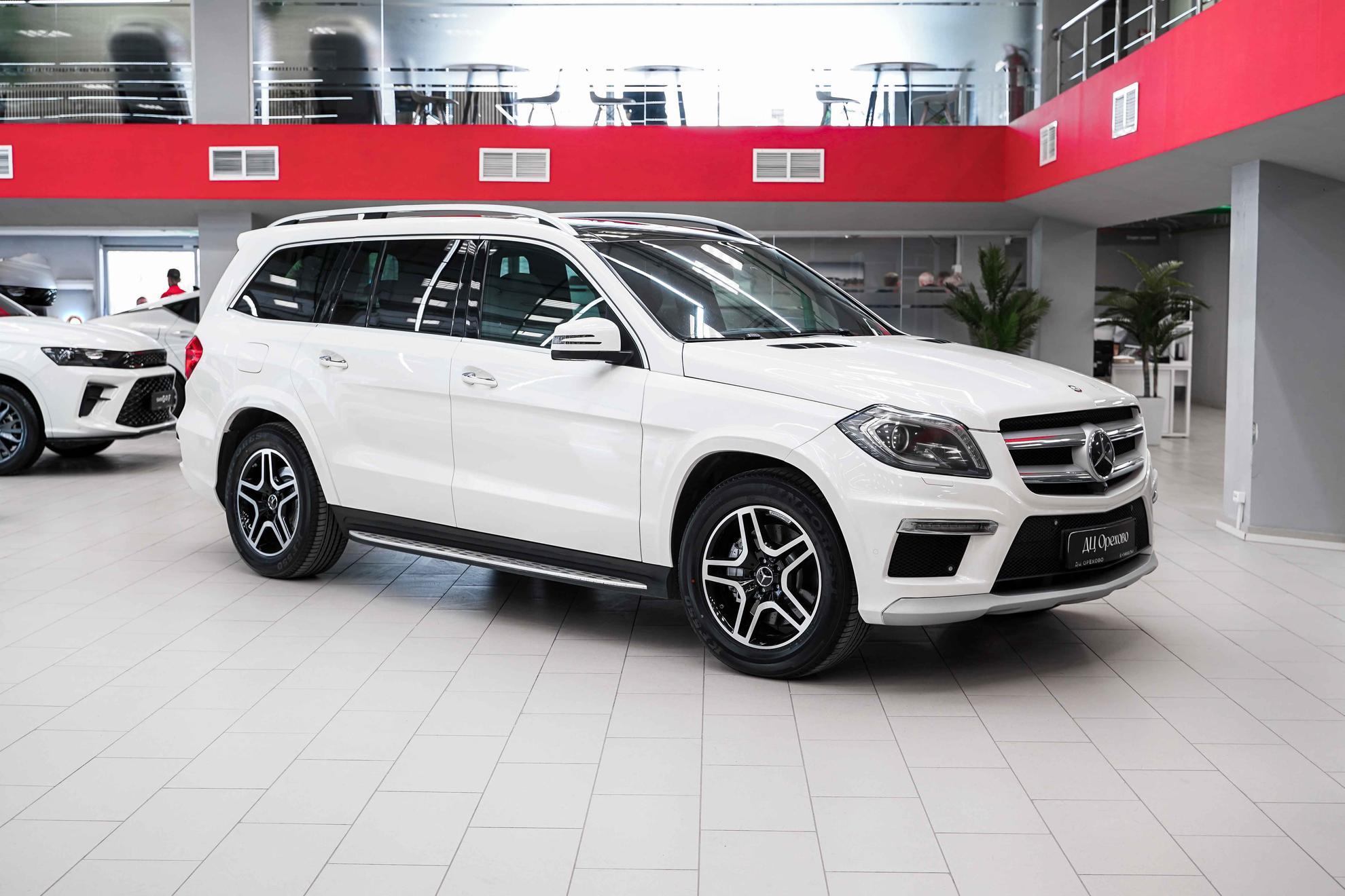 Mercedes-Benz GL-Класс 2013, белый, ДЦ Орехово