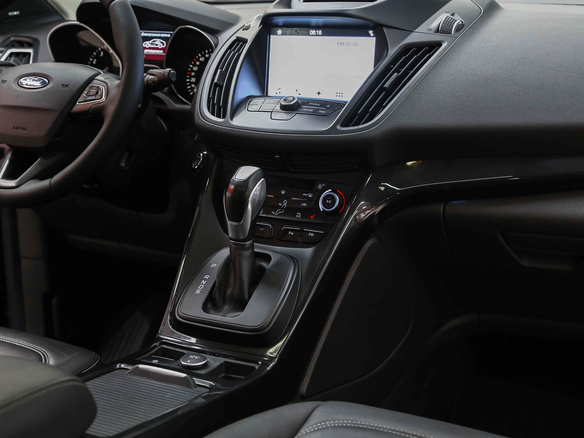 Ford Kuga 2016, серый, ДЦ Орехово
