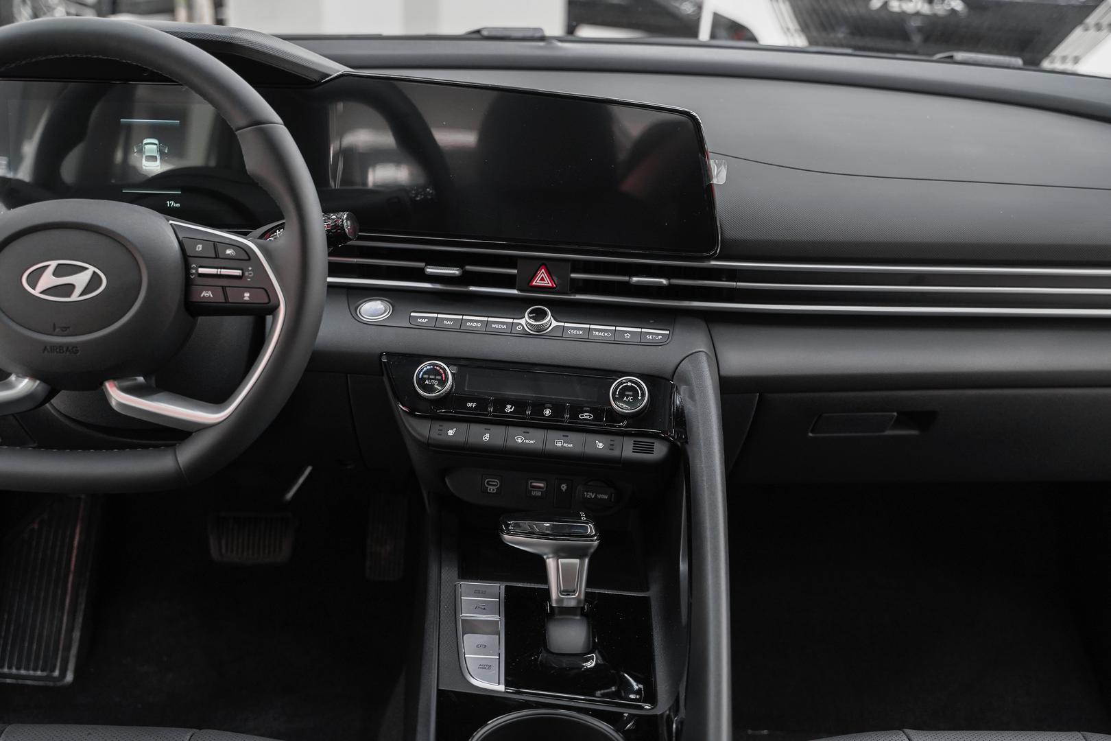 Hyundai Elantra 2025, белый, ДЦ Орехово