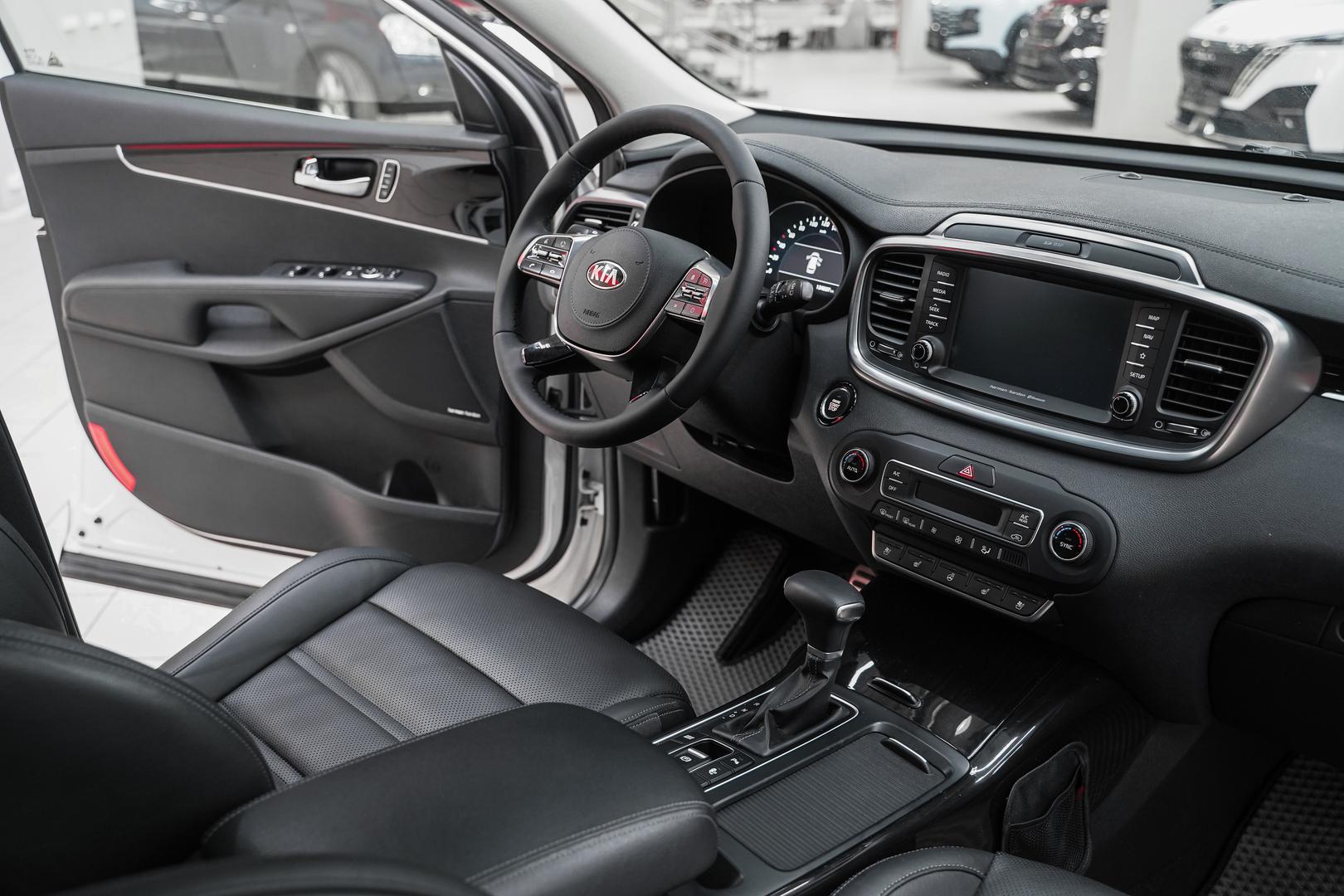 Kia Sorento 2018, белый, ДЦ Орехово