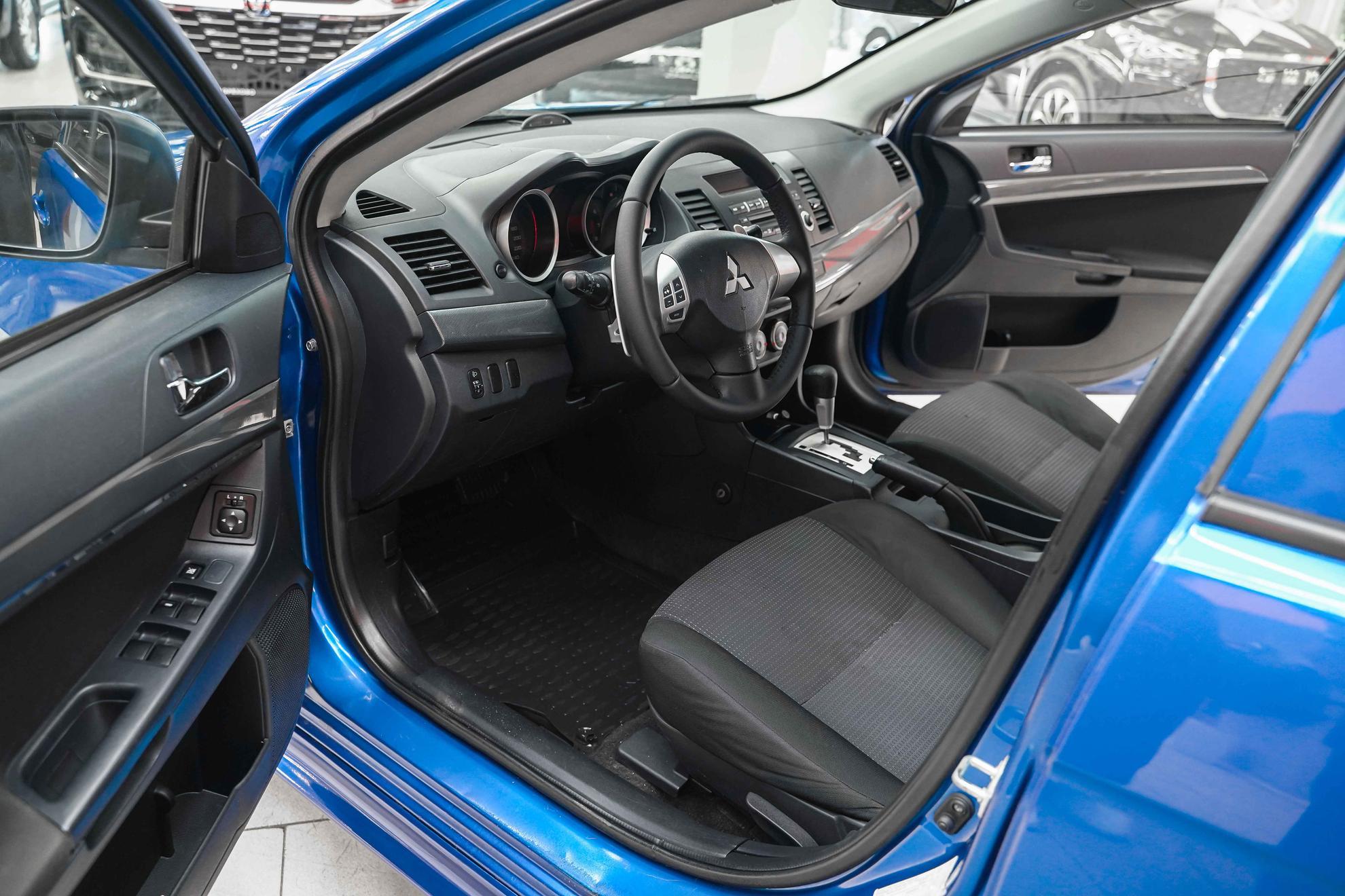 Mitsubishi Lancer 2008, синий, ДЦ Орехово