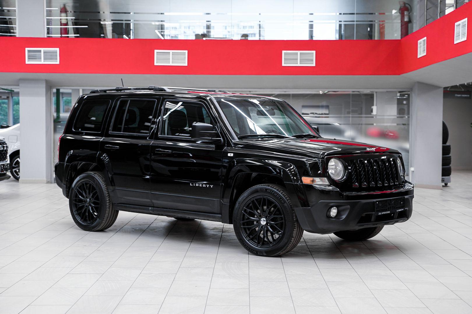 Jeep Liberty (Patriot) 2012, черный, ДЦ Орехово