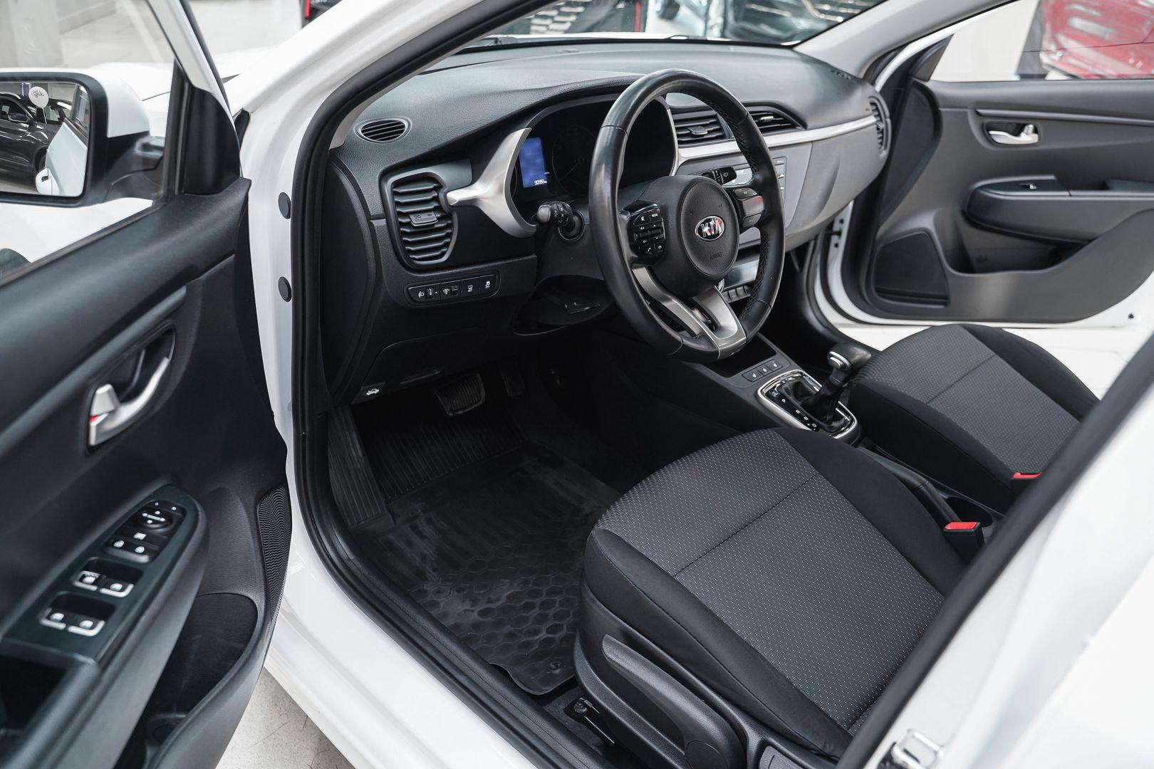Kia Rio 2020, белый, ДЦ Орехово