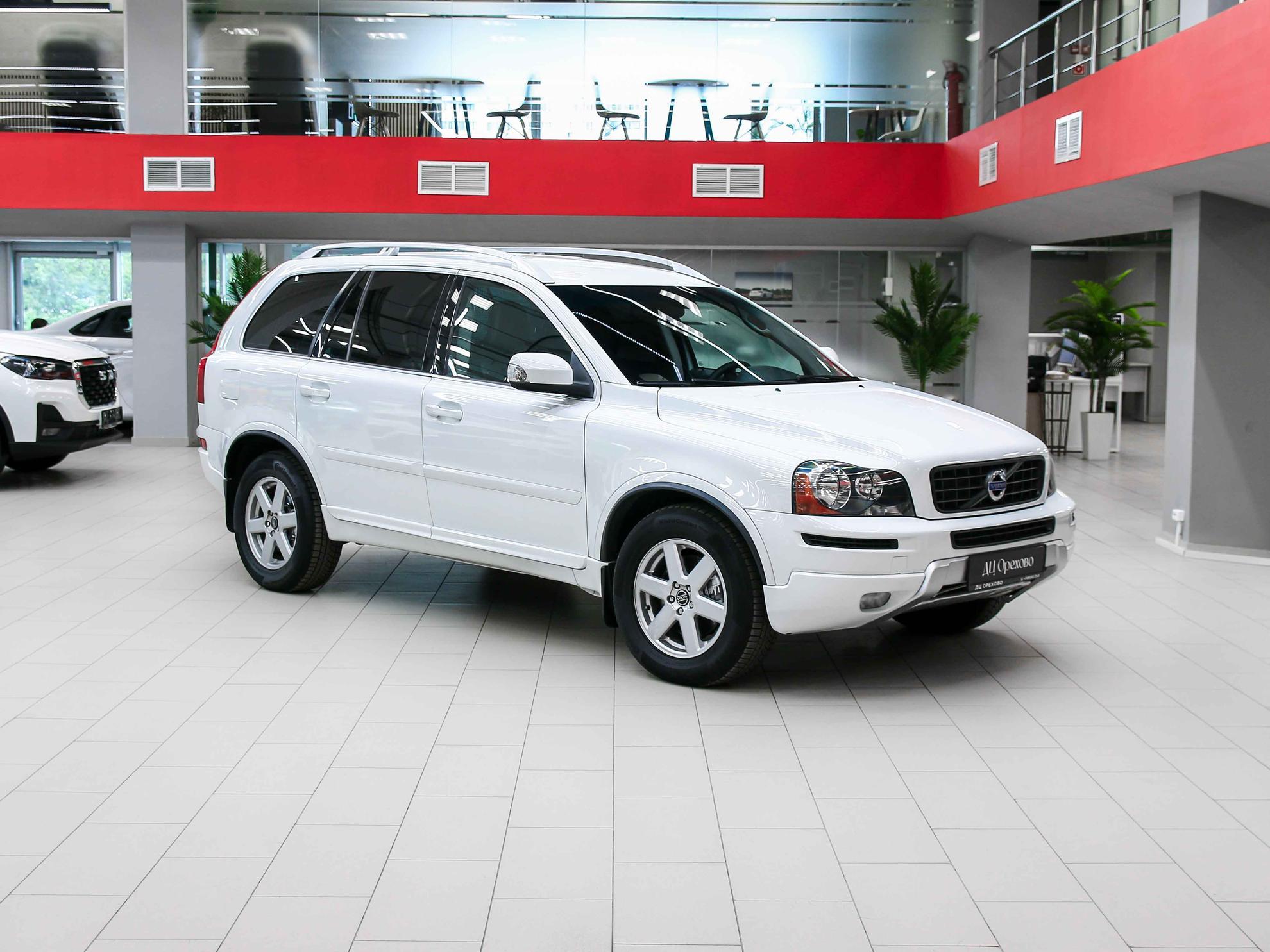 Volvo XC90 2012, белый, ДЦ Орехово