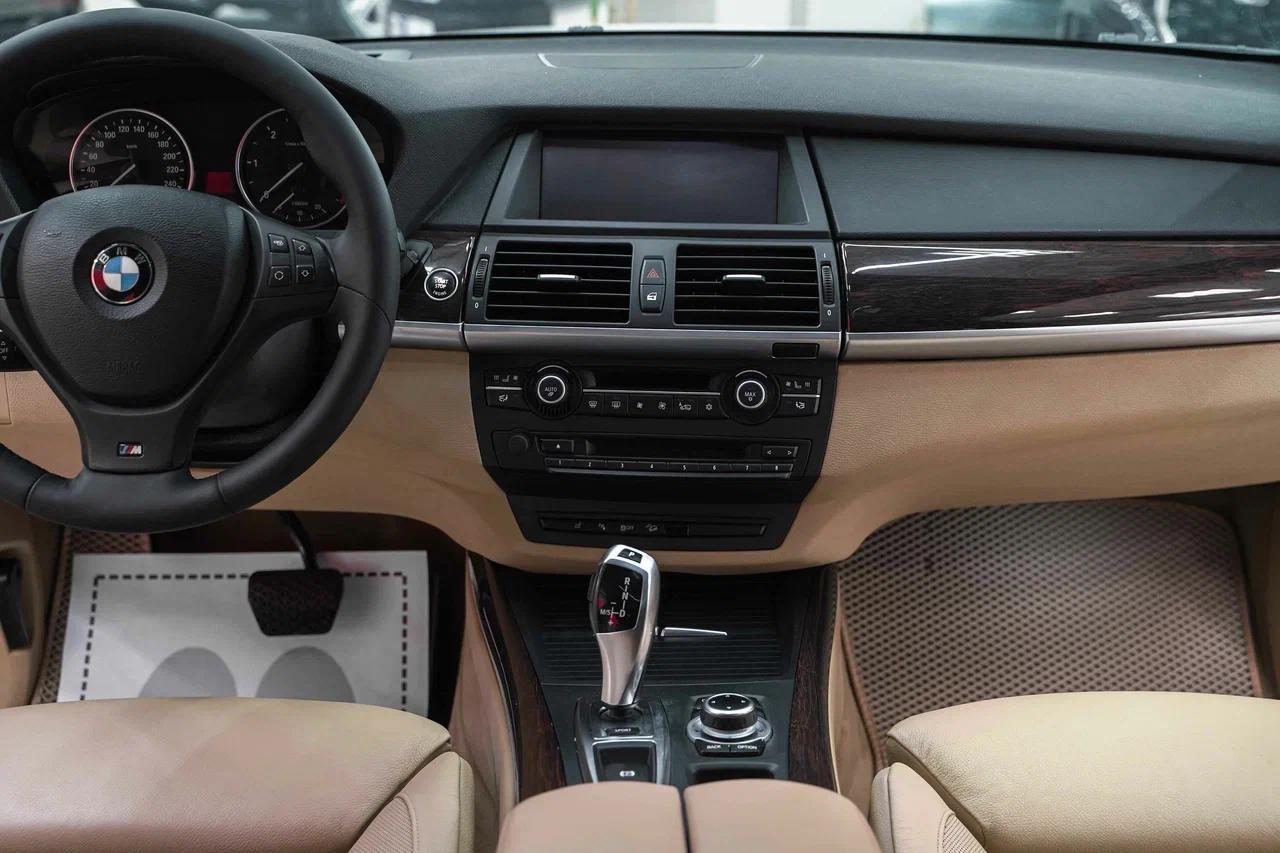 BMW X5 2011, белый, ДЦ Орехово