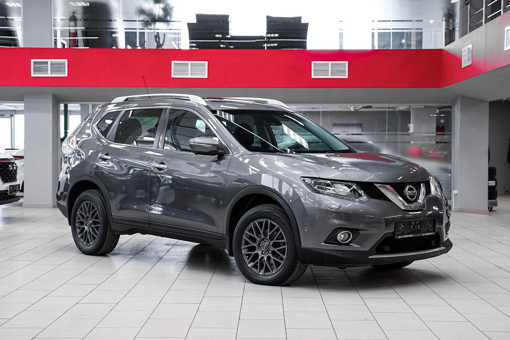 Nissan X-Trail 2016, серый, ДЦ Орехово