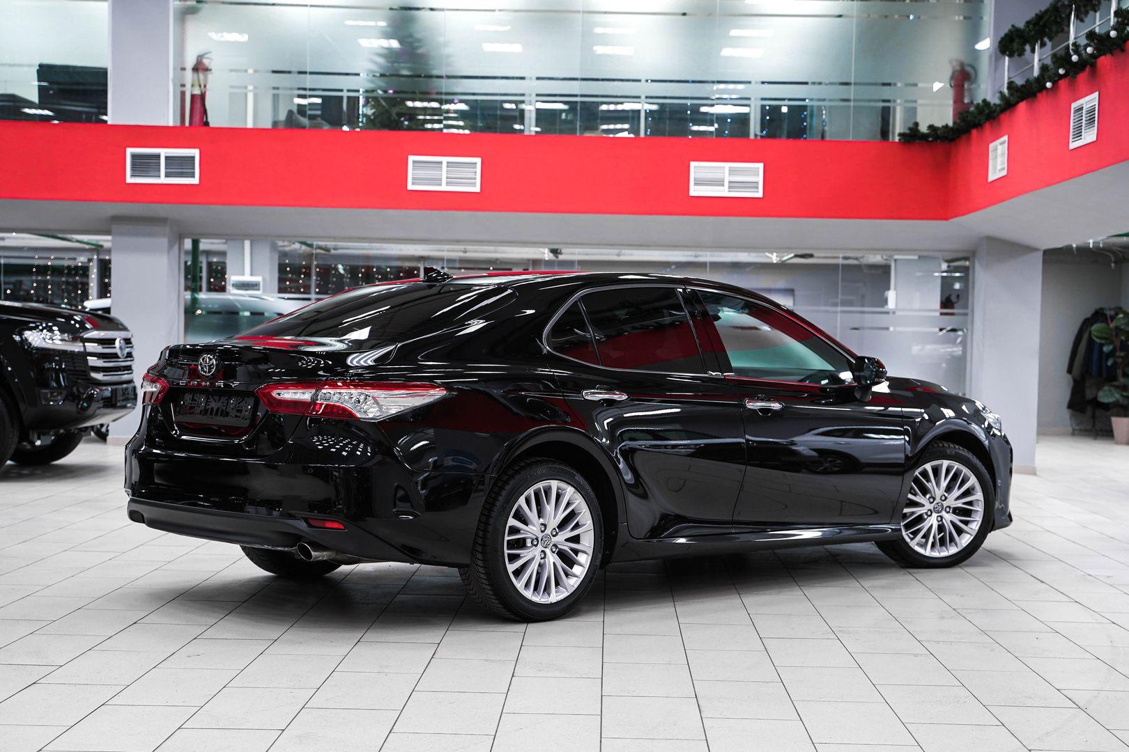 Toyota Camry 2019, черный, ДЦ Орехово