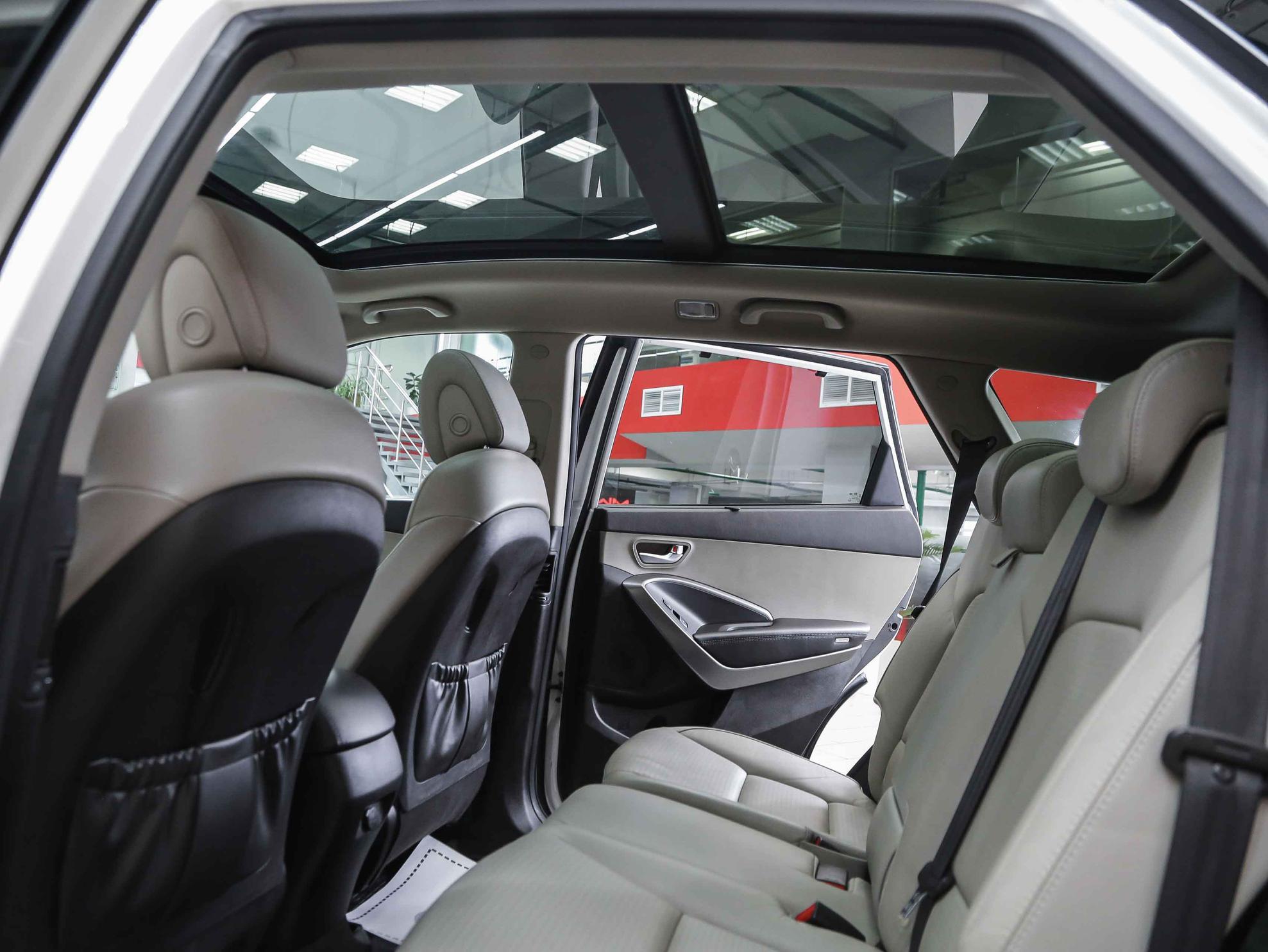 Hyundai Santa Fe 2014, белый, ДЦ Орехово